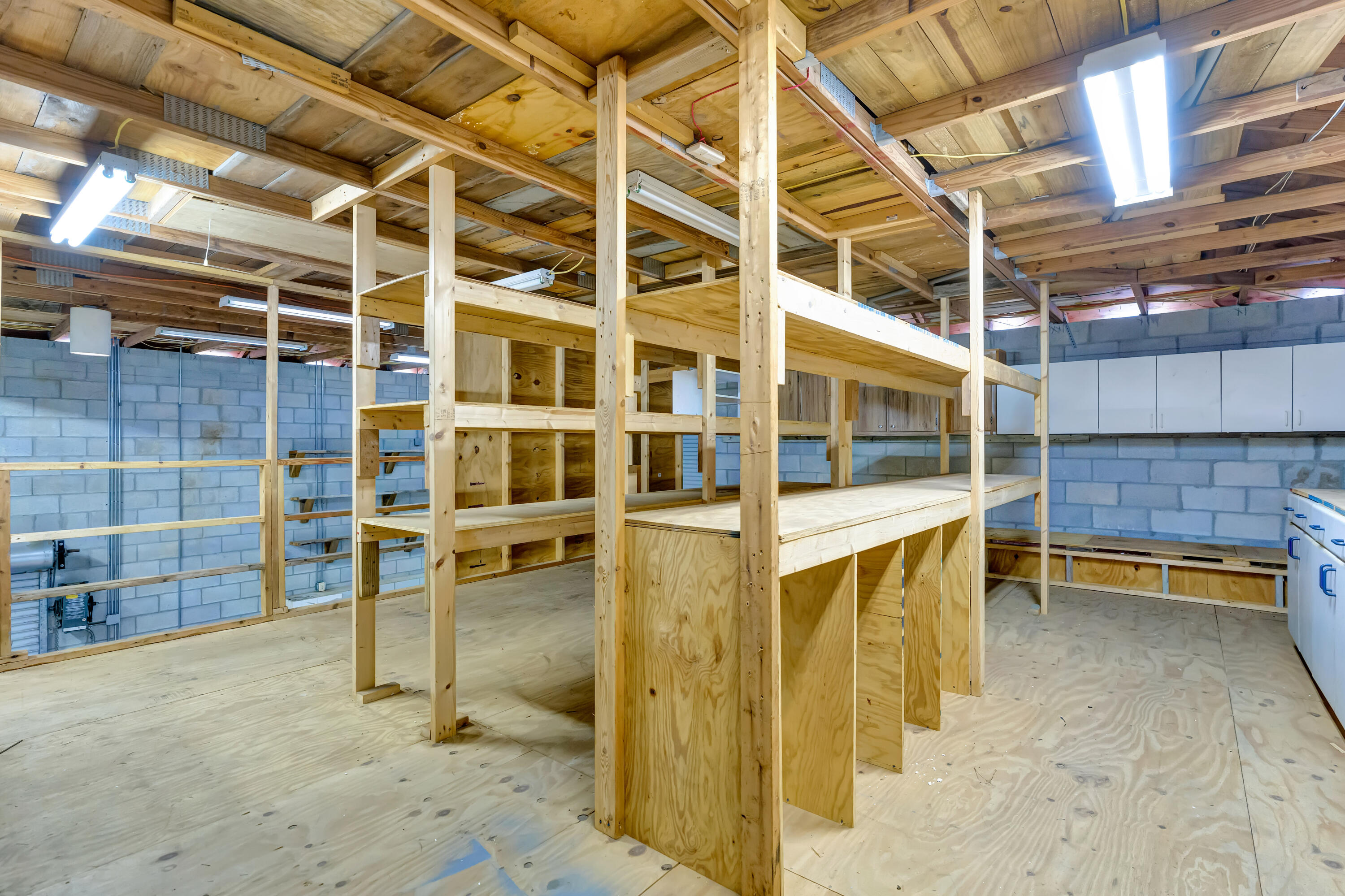 PAPAYA VILLAGE / Hobe Hills - Residential