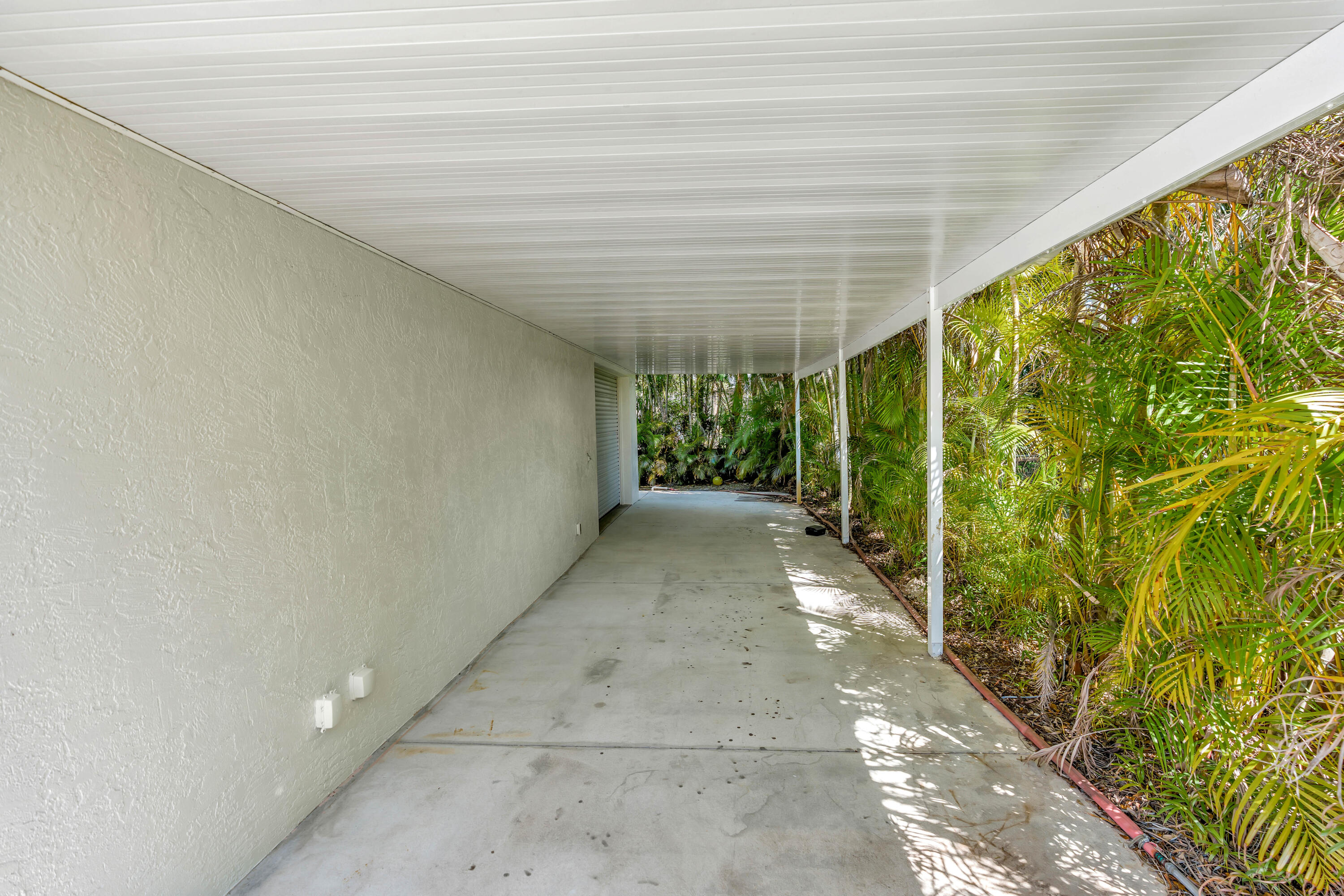 PAPAYA VILLAGE / Hobe Hills - Residential