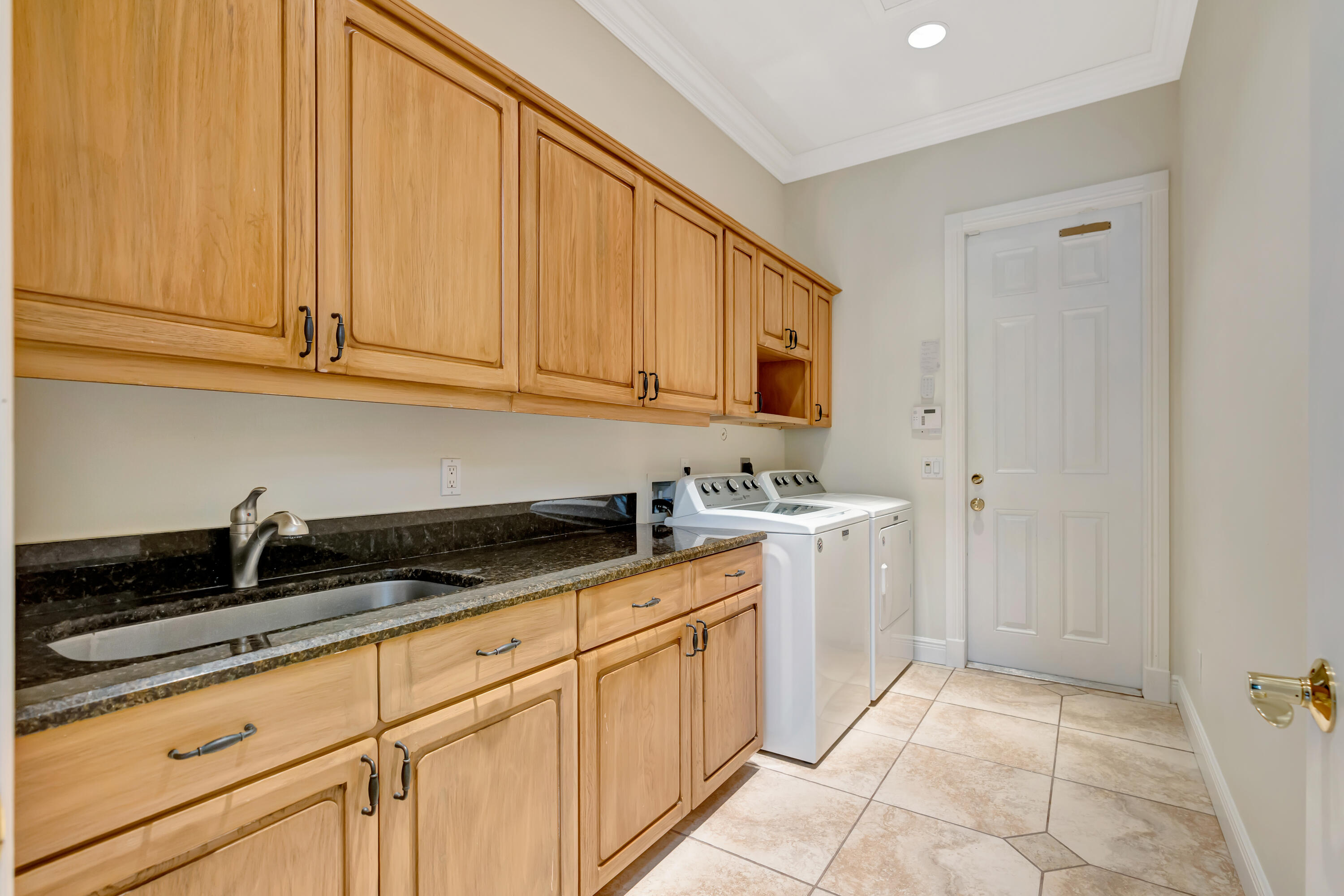 PAPAYA VILLAGE / Hobe Hills - Residential