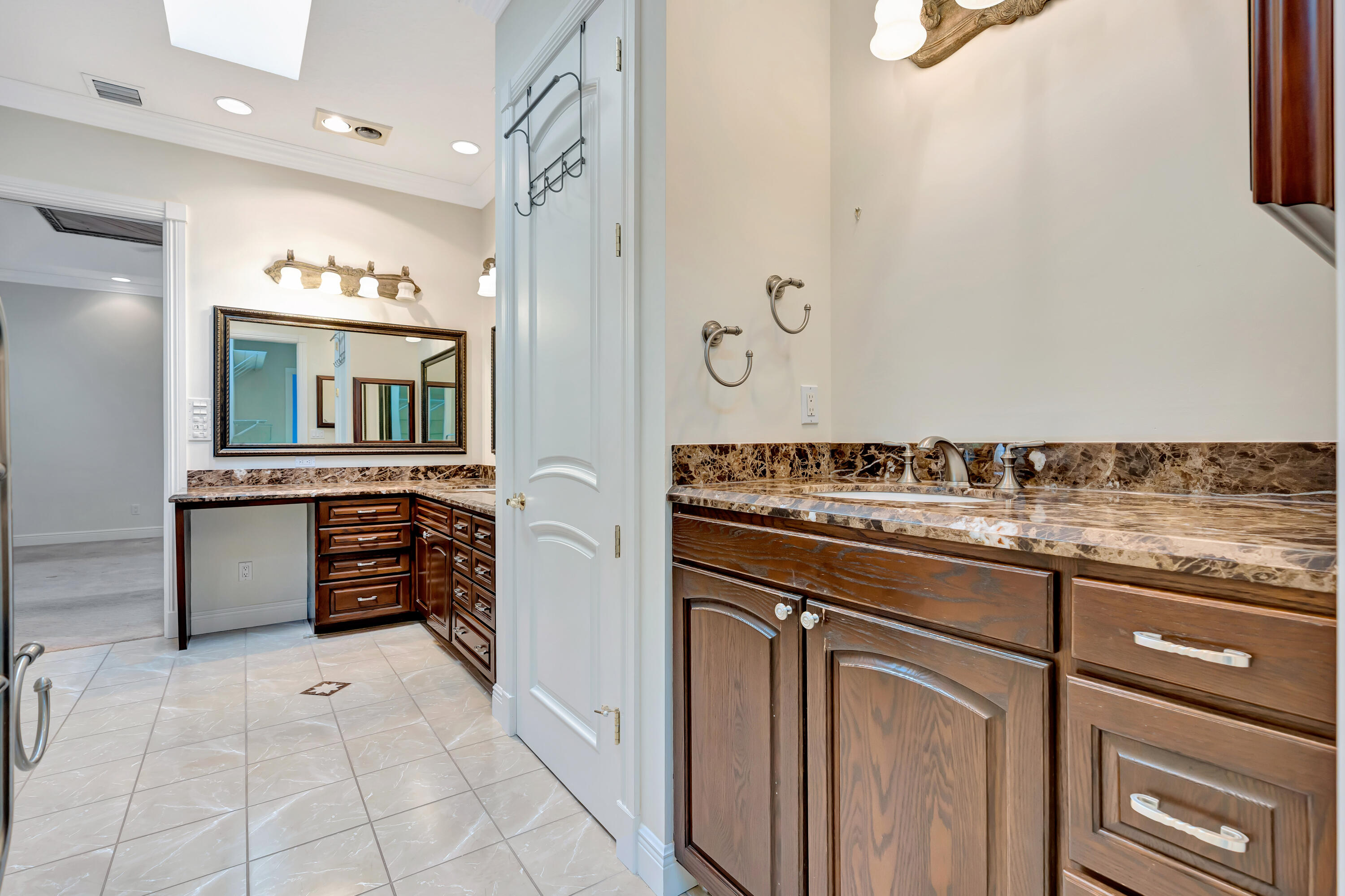 PAPAYA VILLAGE / Hobe Hills - Residential