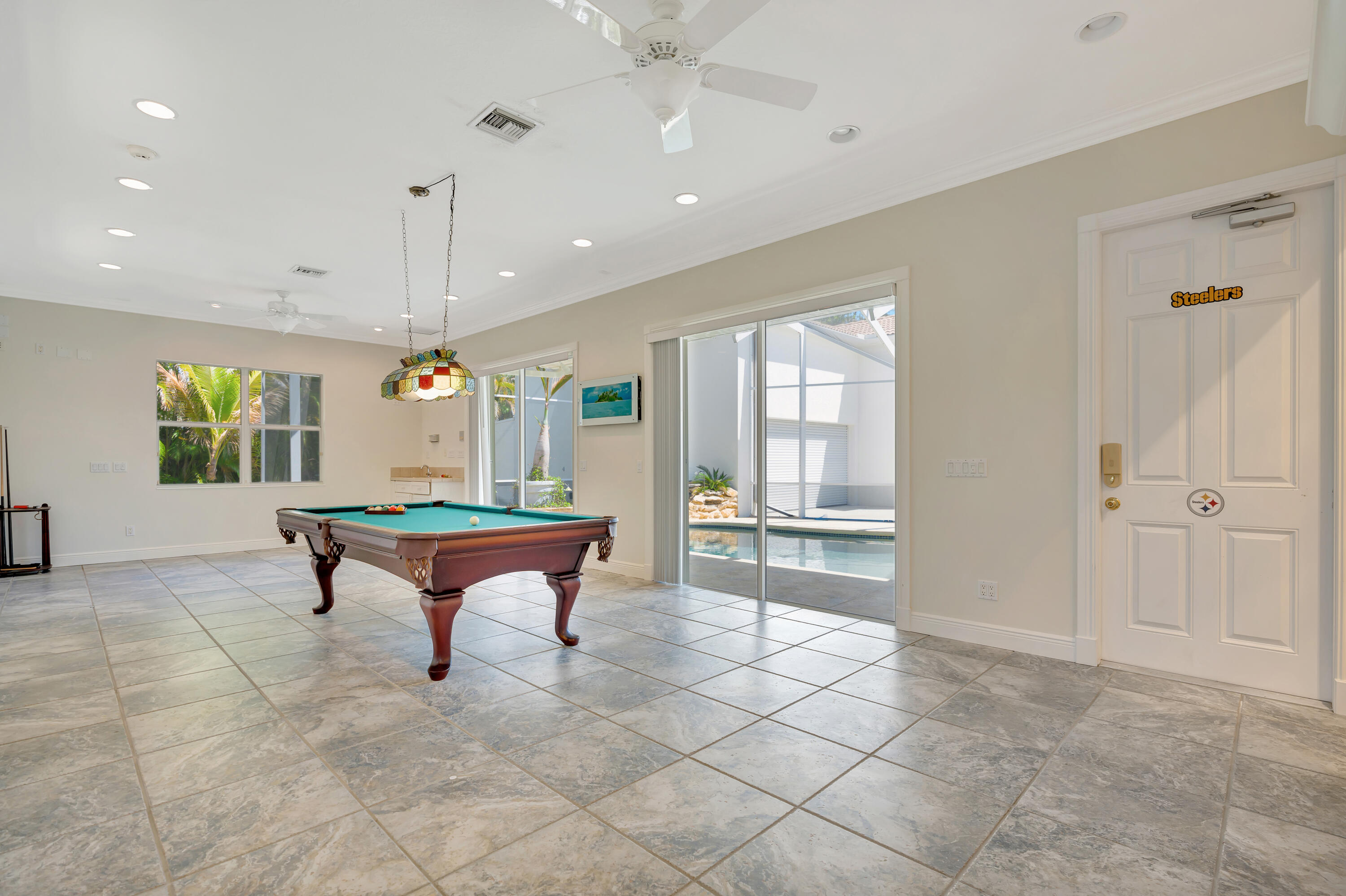 PAPAYA VILLAGE / Hobe Hills - Residential