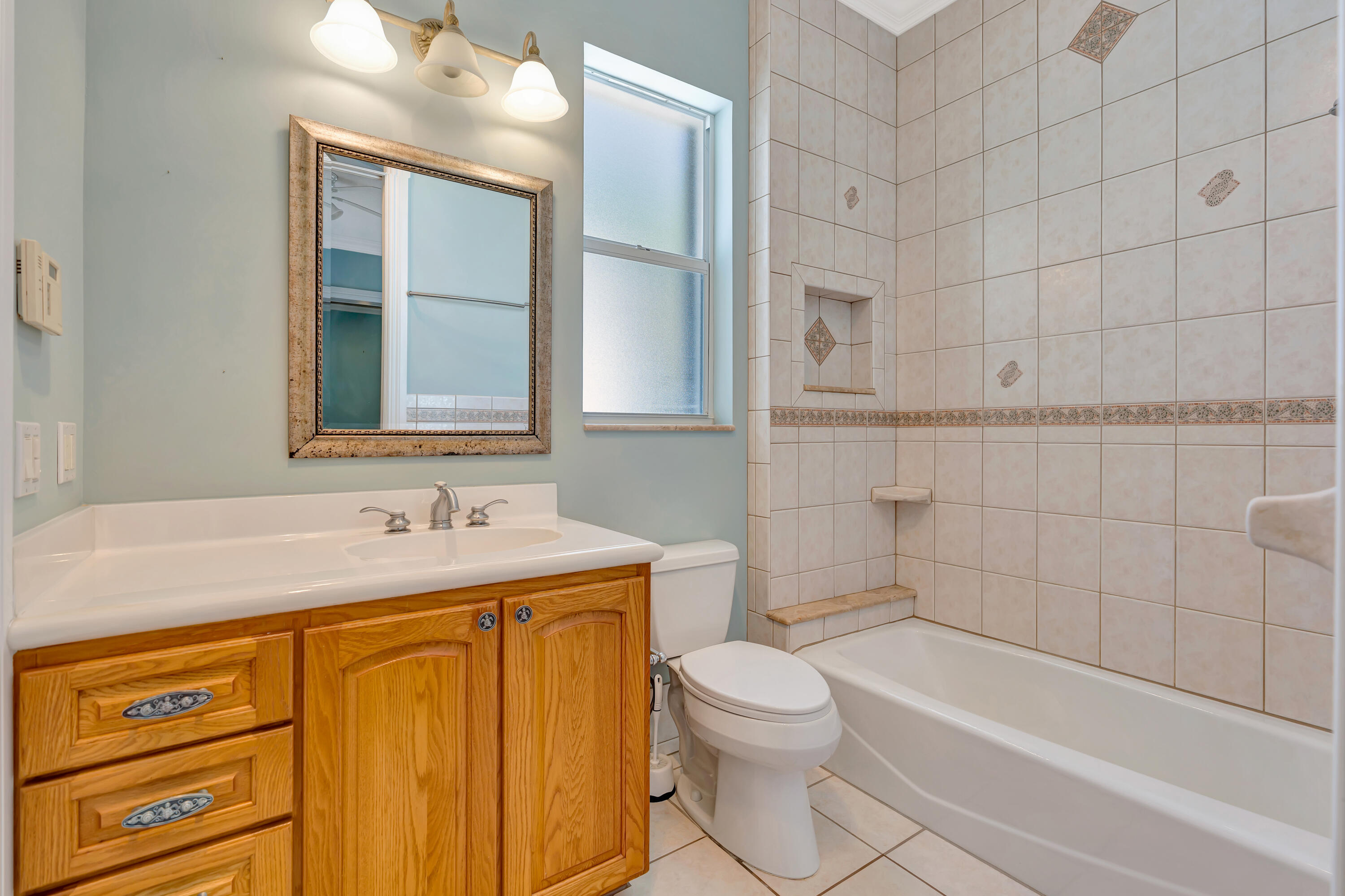 PAPAYA VILLAGE / Hobe Hills - Residential