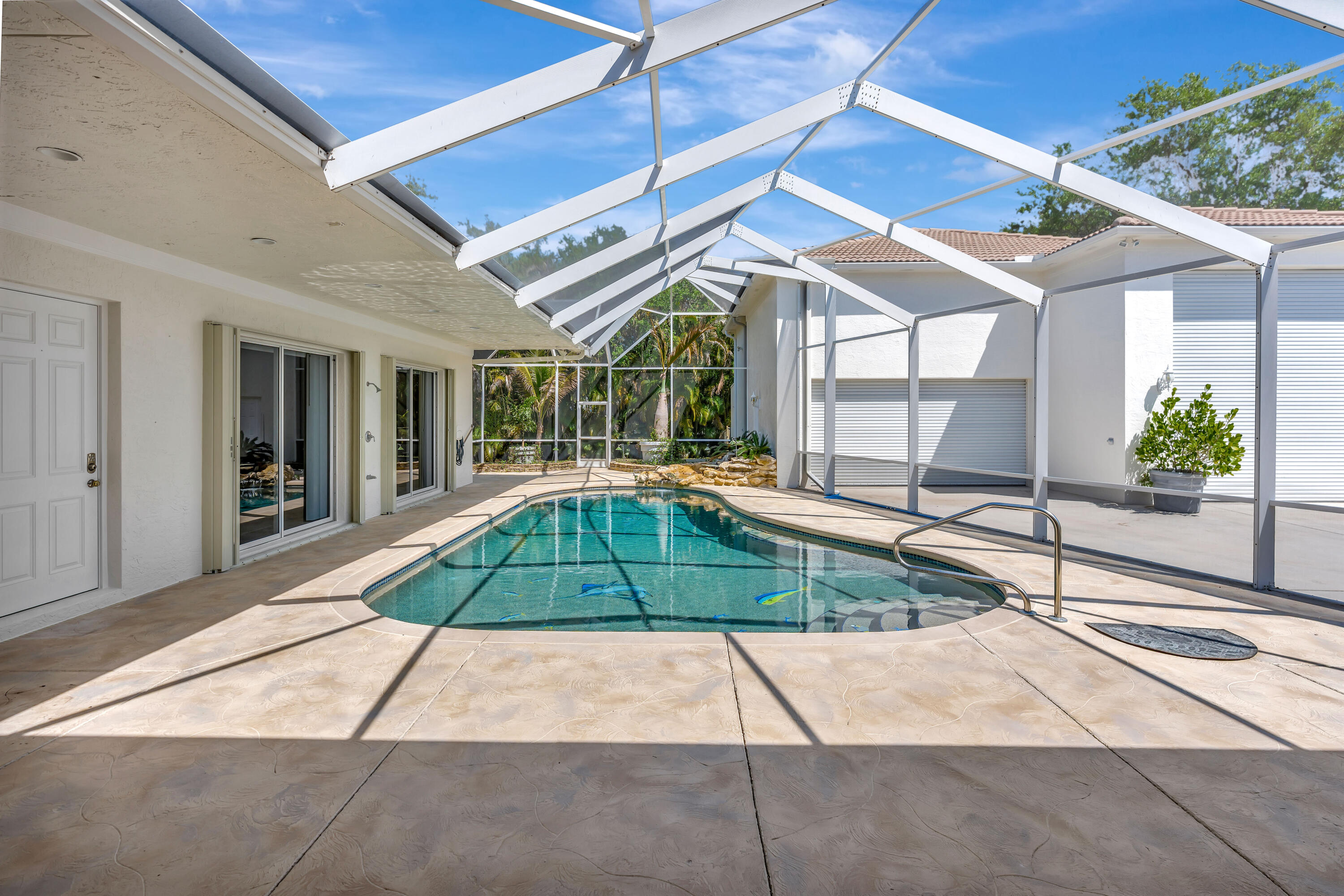 PAPAYA VILLAGE / Hobe Hills - Residential