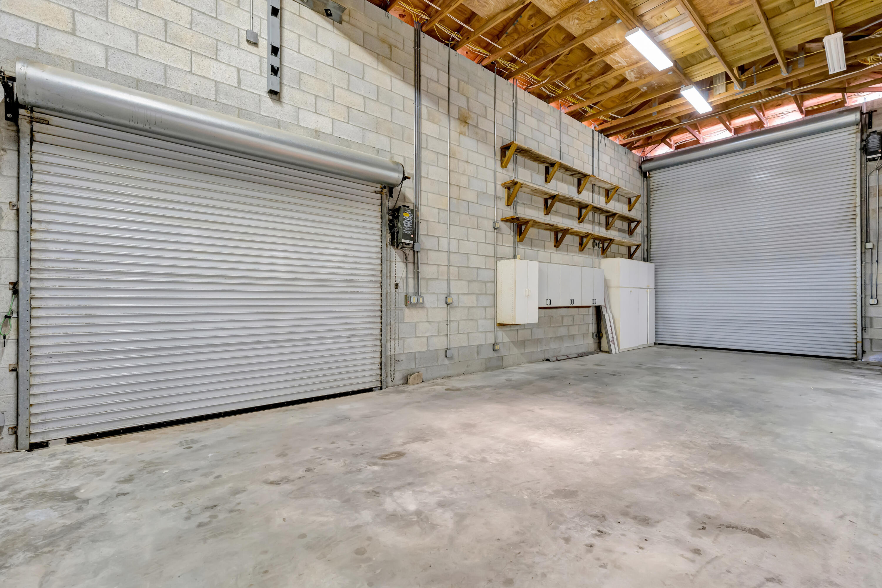 PAPAYA VILLAGE / Hobe Hills - Residential