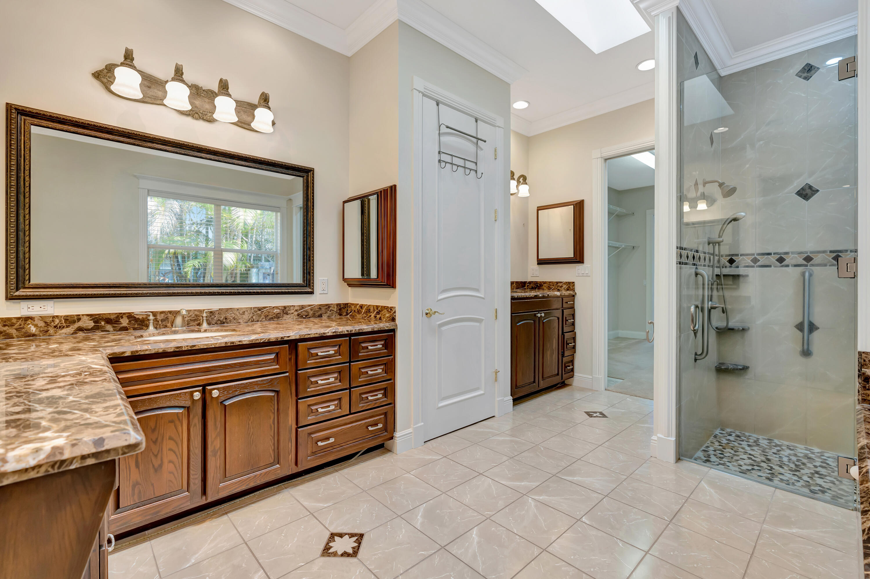 PAPAYA VILLAGE / Hobe Hills - Residential