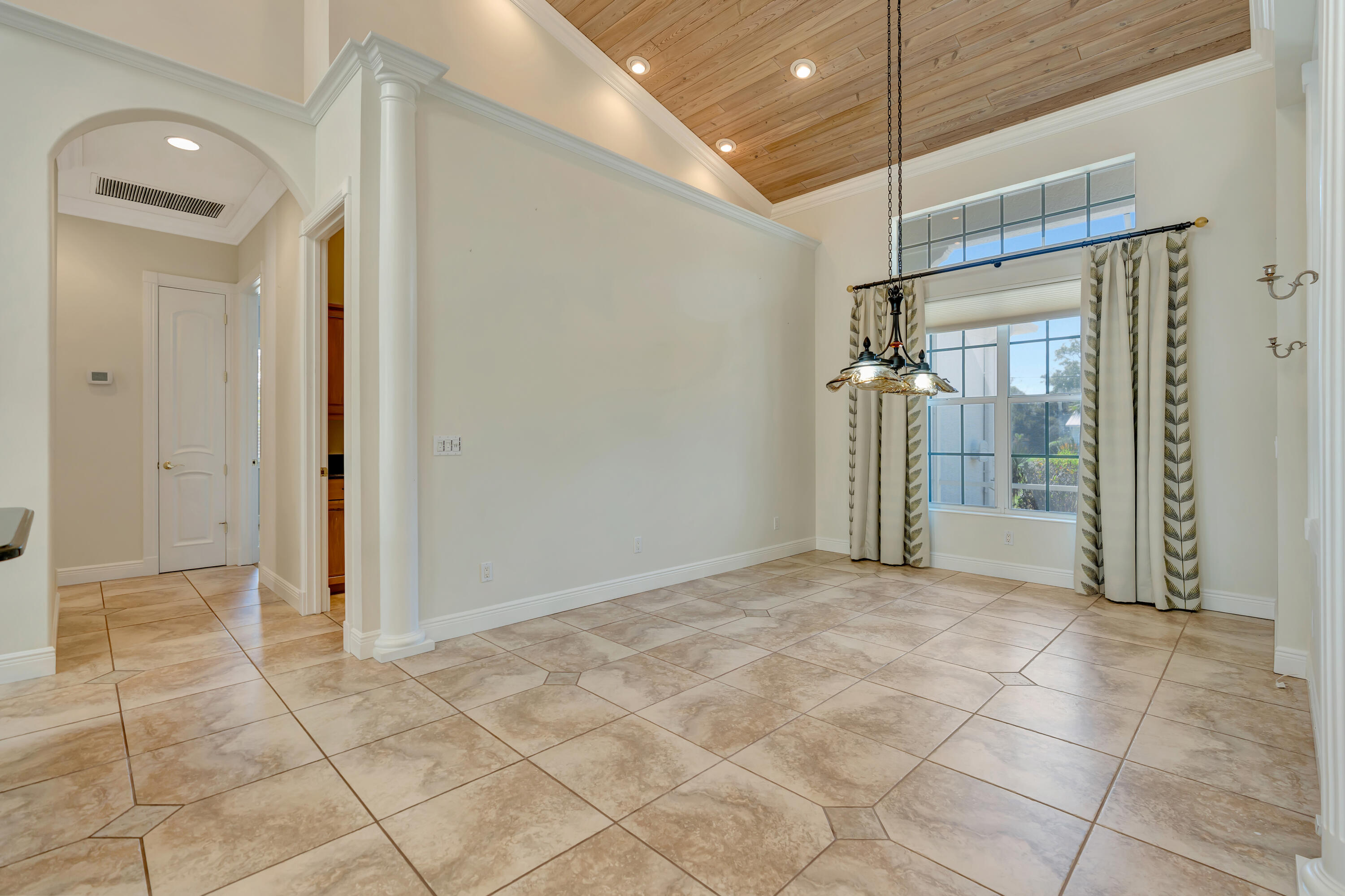 PAPAYA VILLAGE / Hobe Hills - Residential