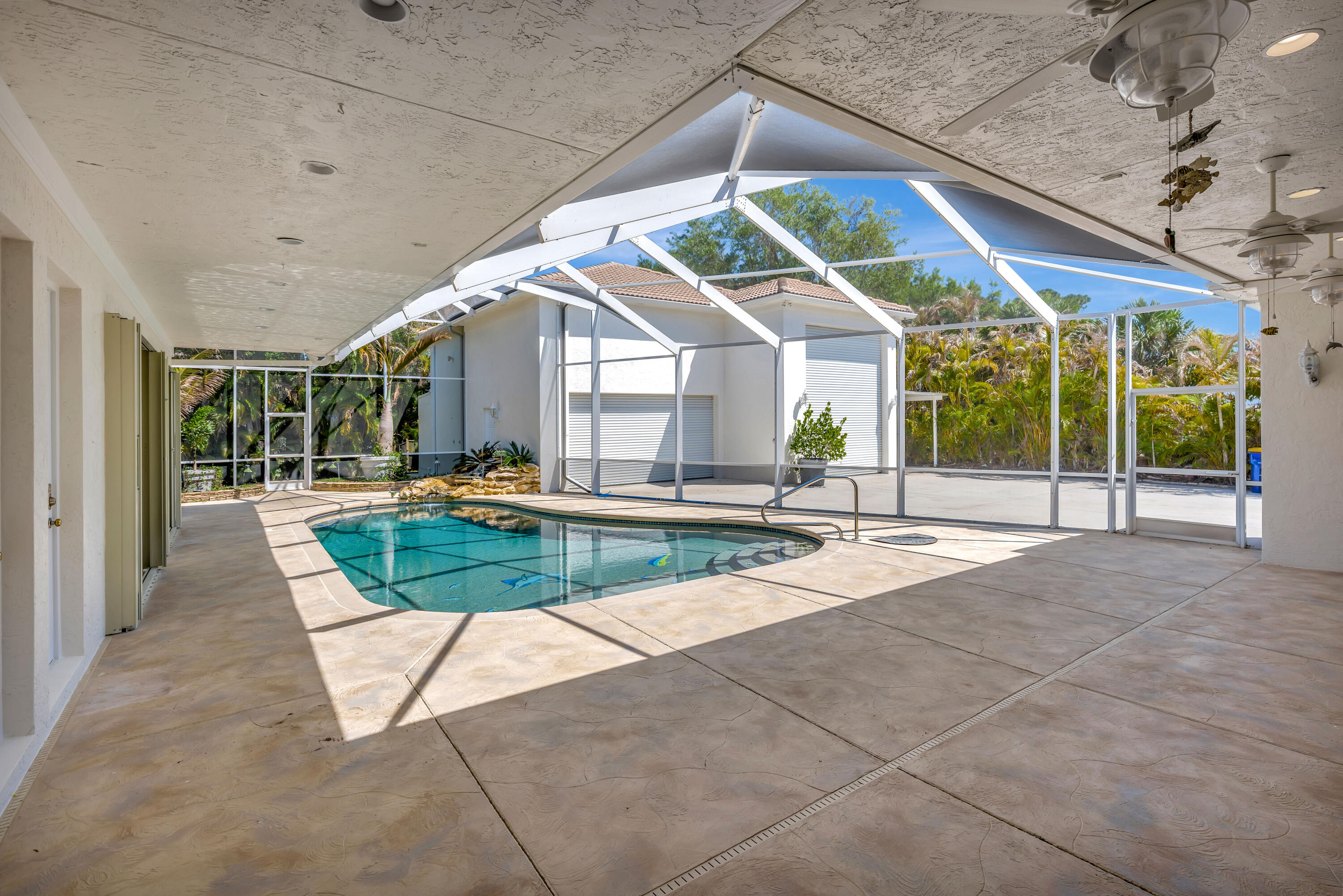 PAPAYA VILLAGE / Hobe Hills - Residential