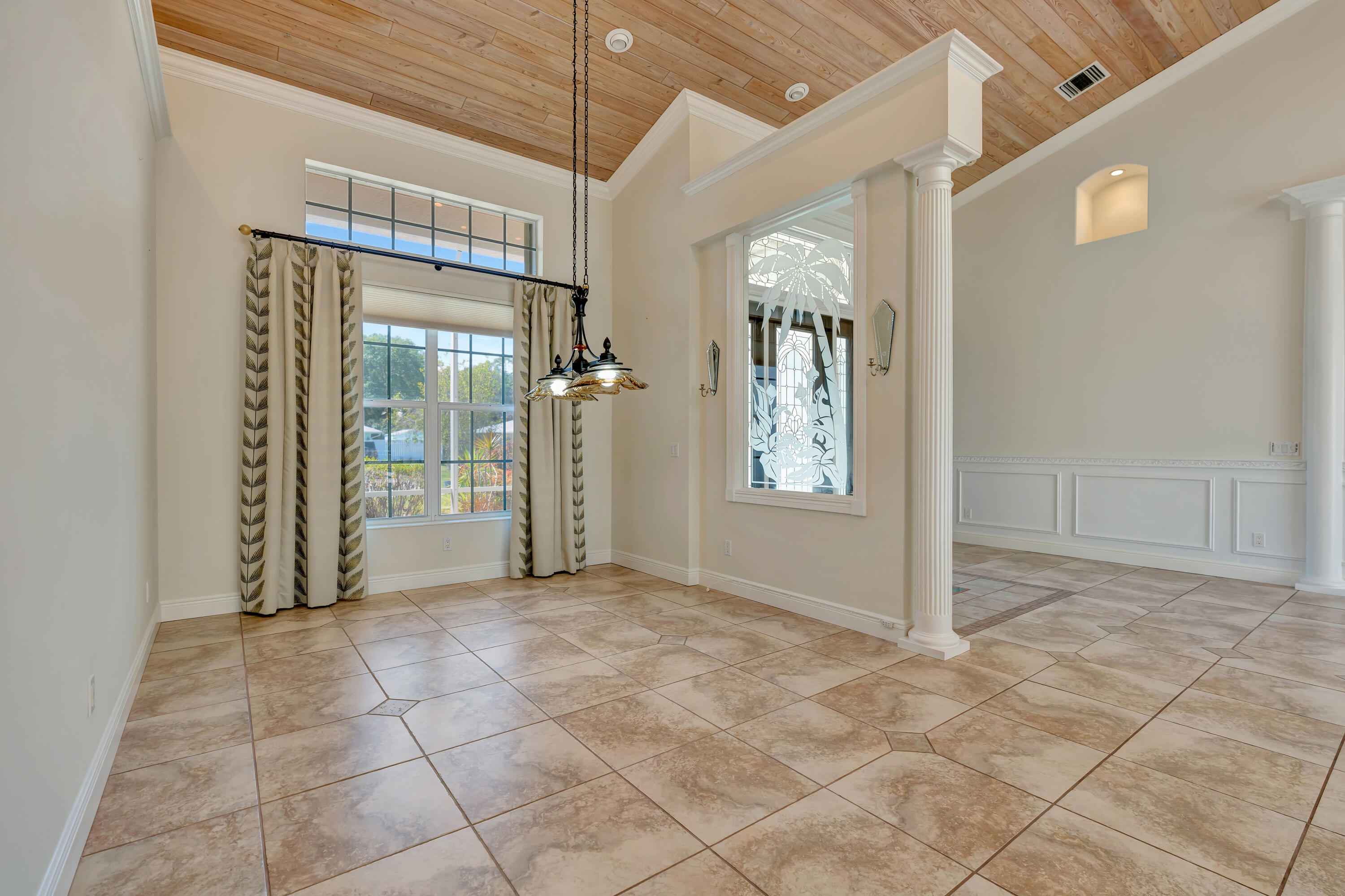 PAPAYA VILLAGE / Hobe Hills - Residential