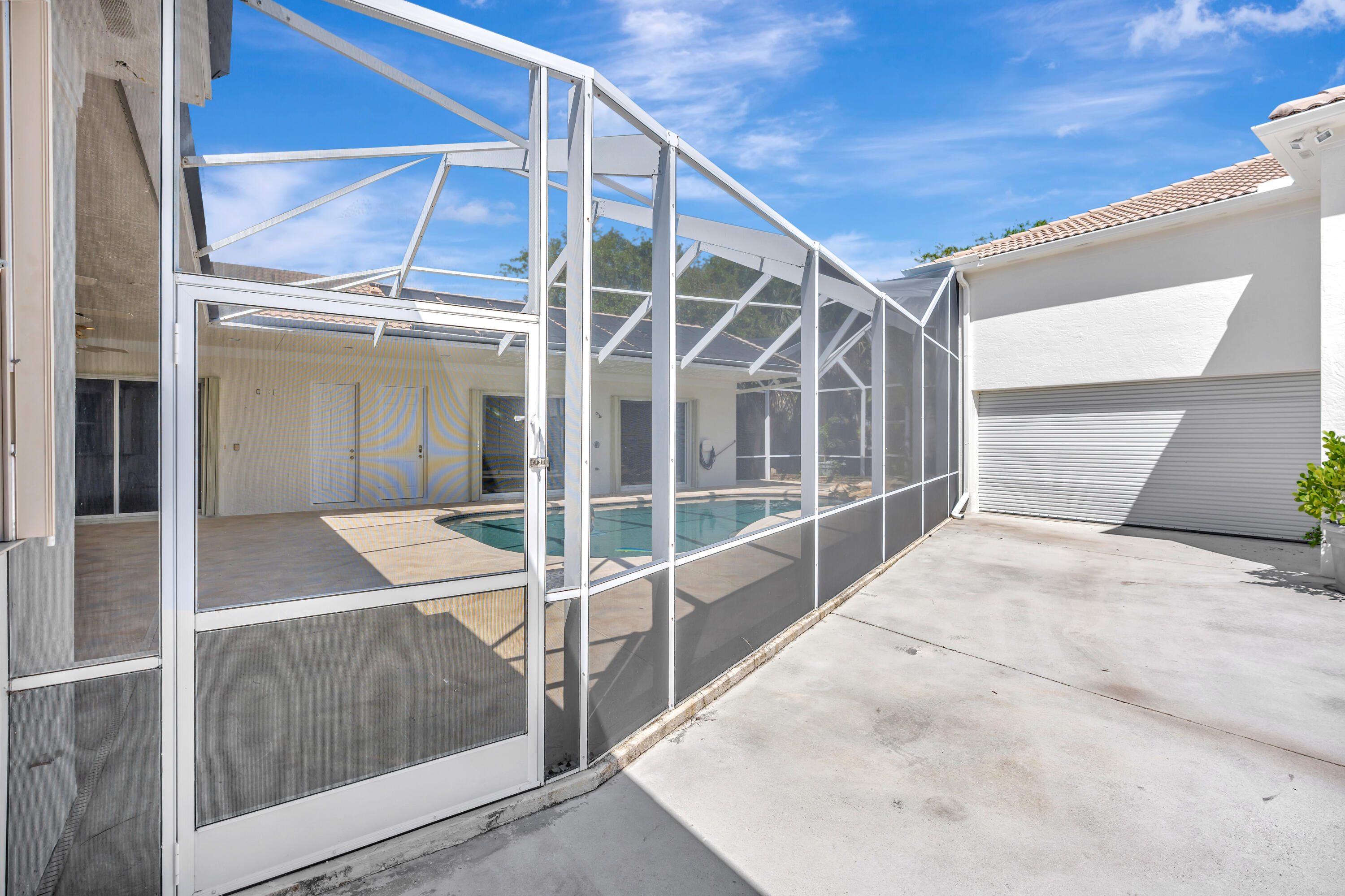 PAPAYA VILLAGE / Hobe Hills - Residential