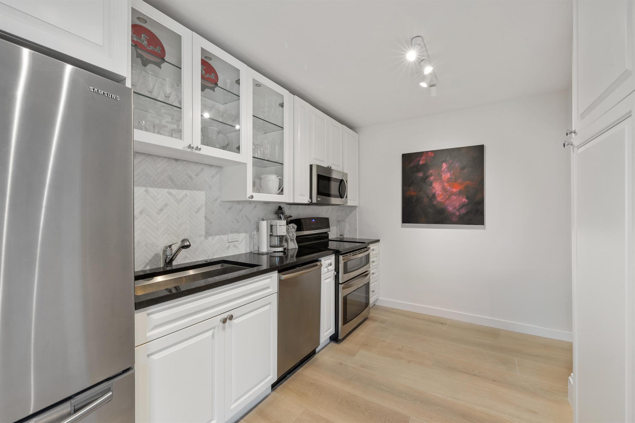 THREE HUNDRED OCEAN BLVD - Residential