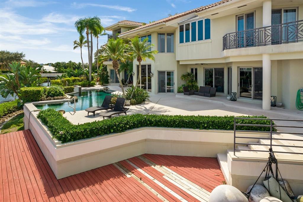 Admirals Cove - Residential