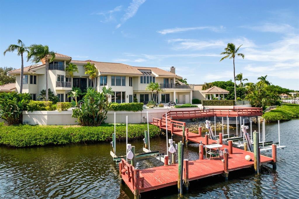 Admirals Cove - Residential