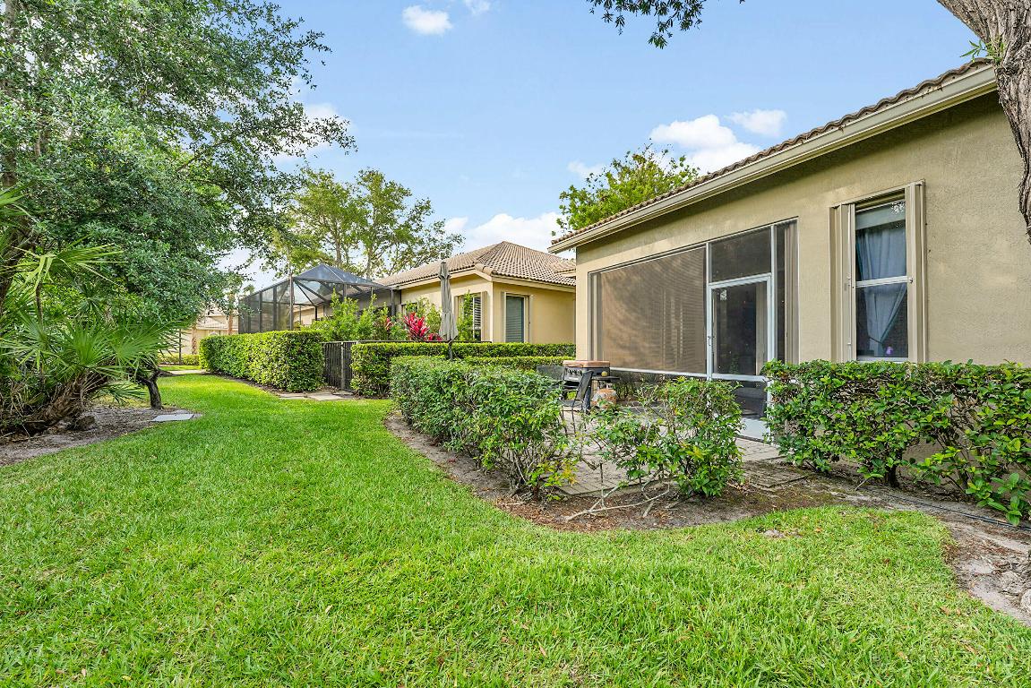 TORREY PINES - Residential