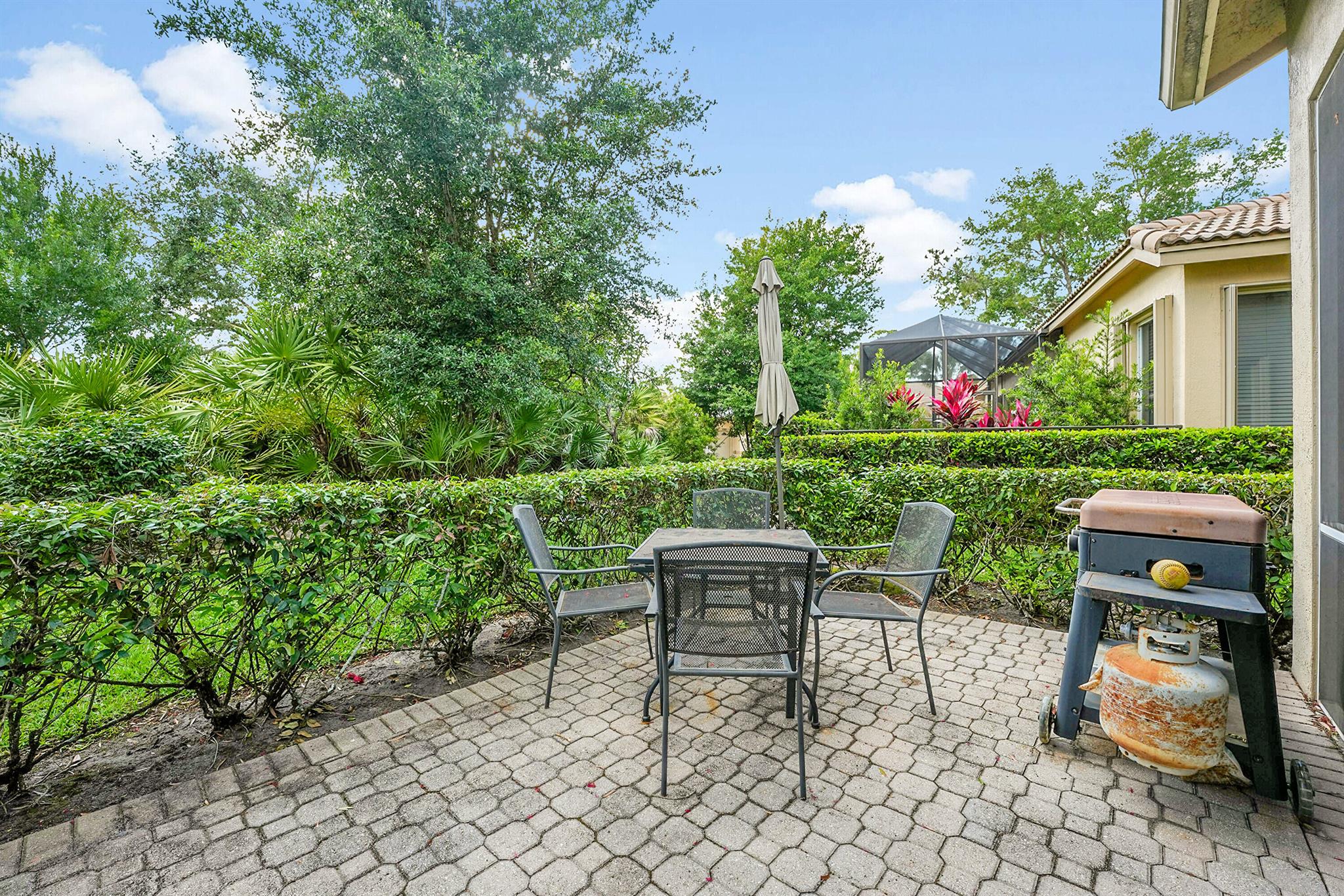 TORREY PINES - Residential