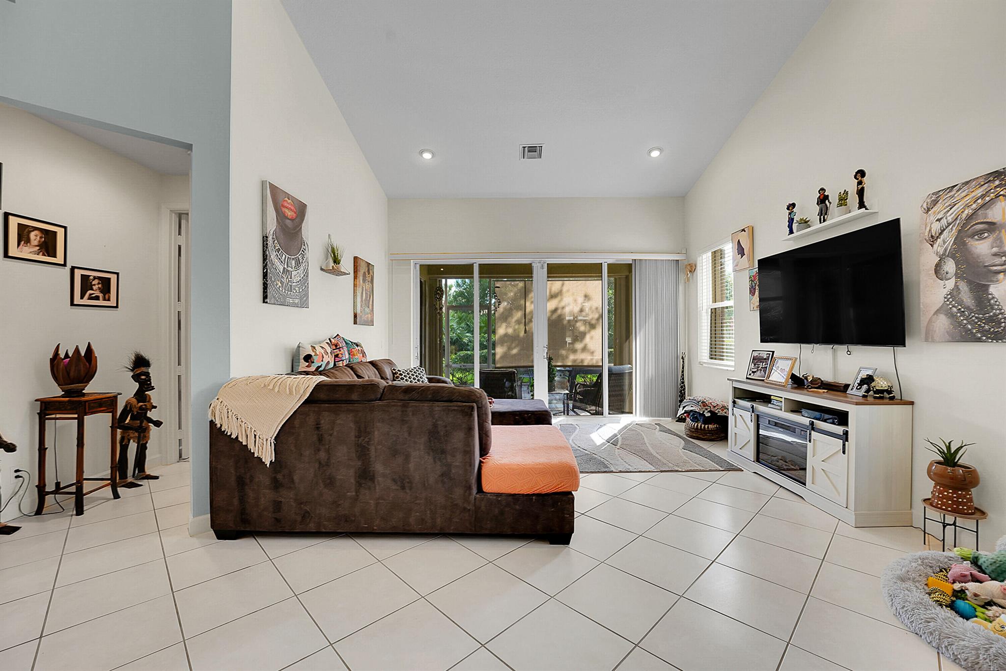 TORREY PINES - Residential