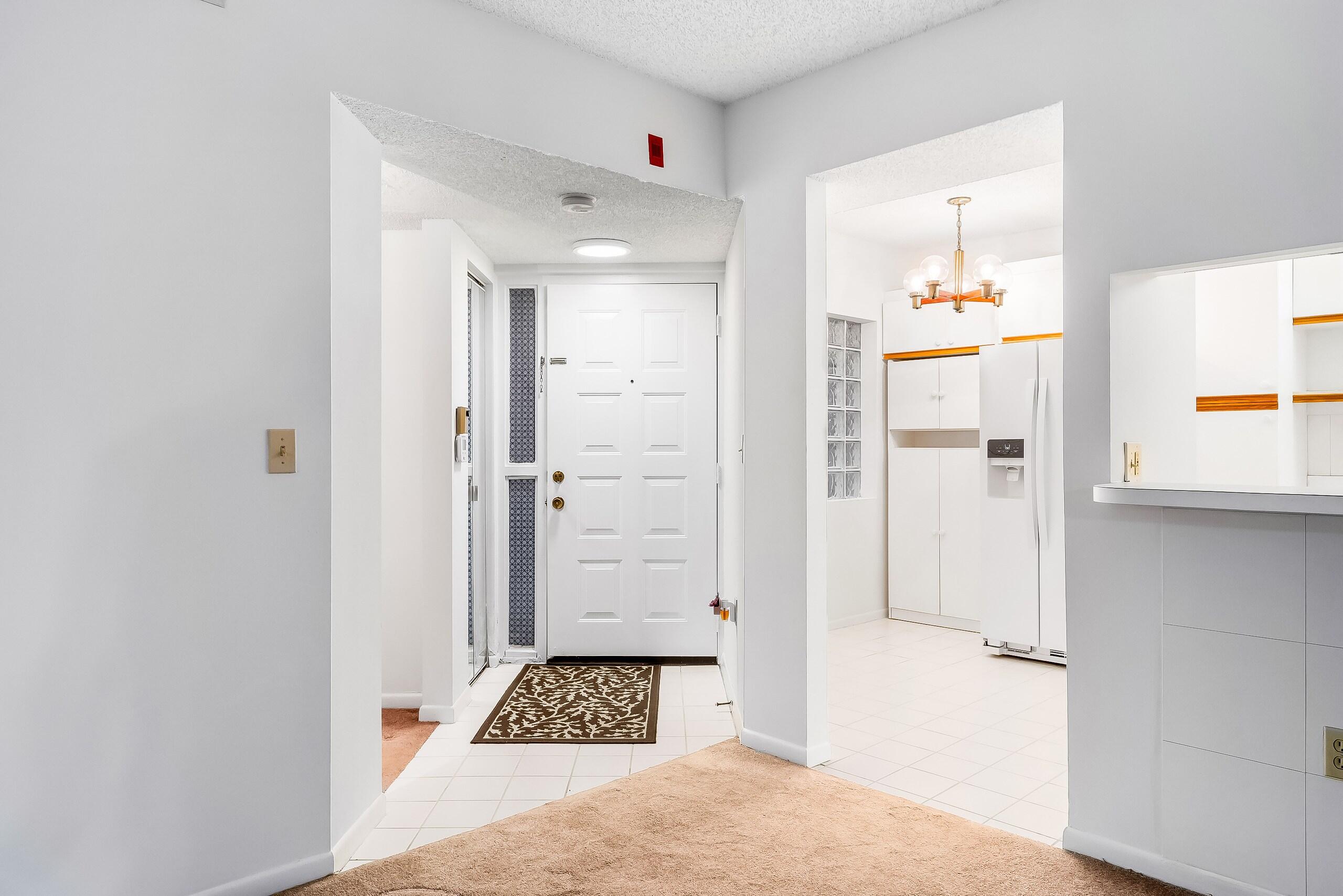 10661 NW 14th Street NW Unit 235, Plantation, FL, 33322/$239,900 3 10661 NW 14th Street NW Unit 235