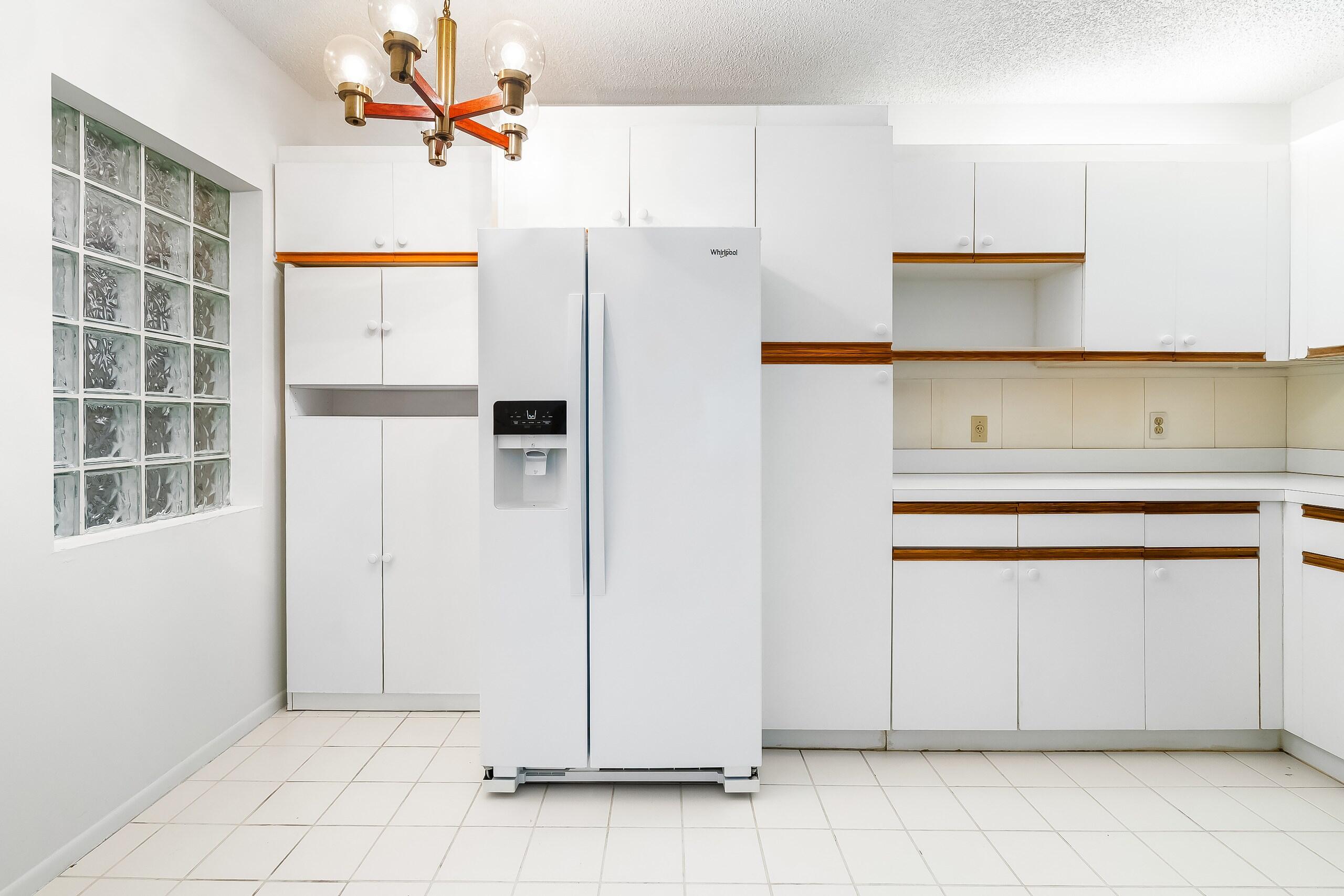 10661 NW 14th Street NW Unit 235, Plantation, FL, 33322/$239,900 4 10661 NW 14th Street NW Unit 235