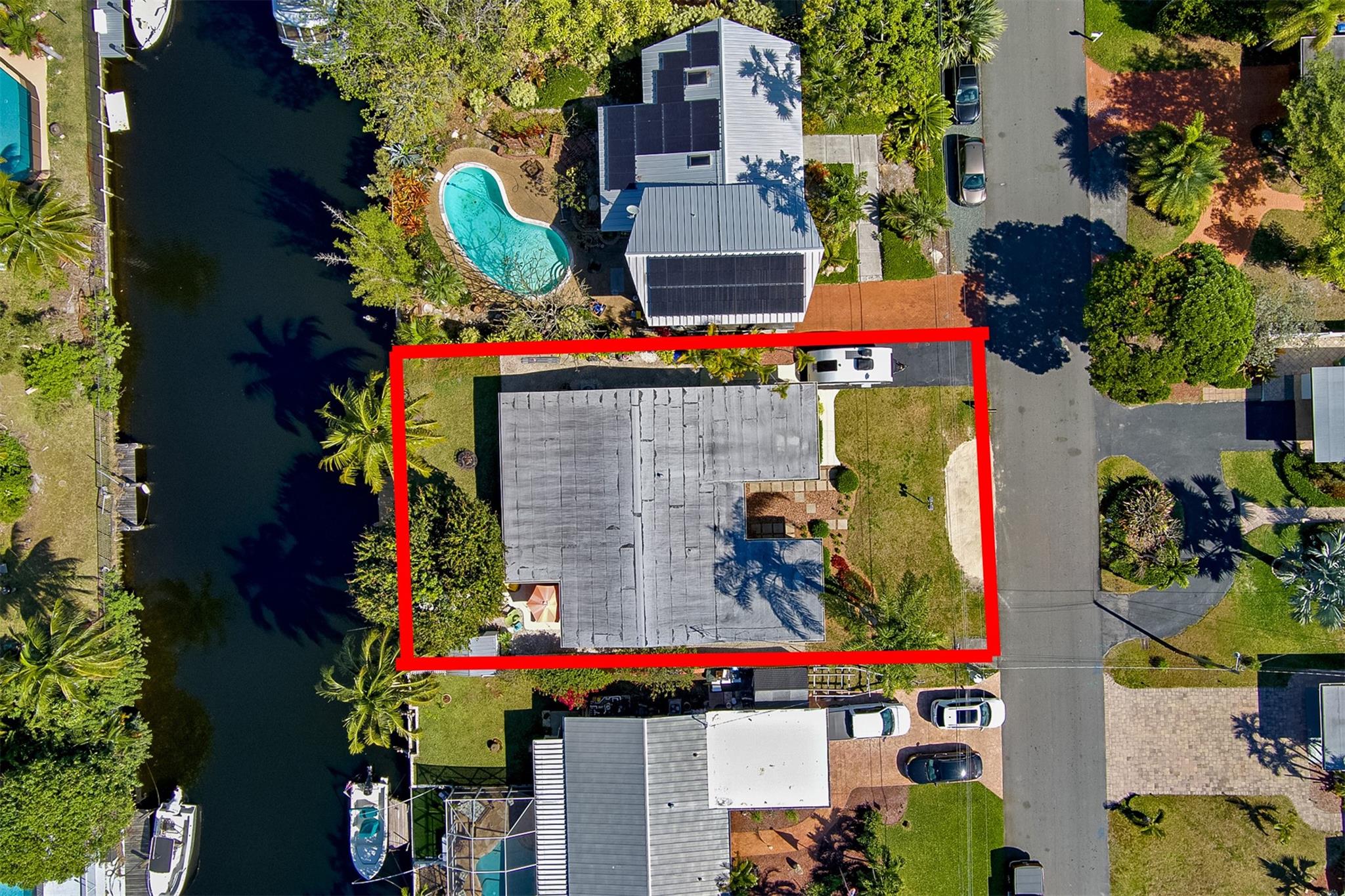 LAUDERDALE ISLES - Residential