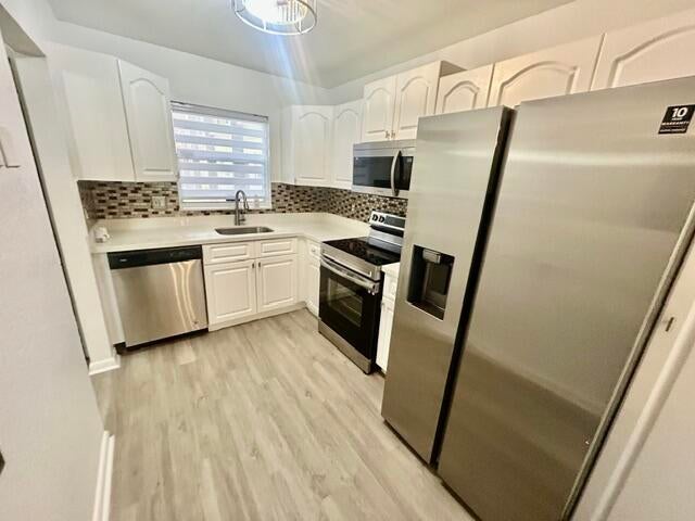 120 Sparrow Drive 115
