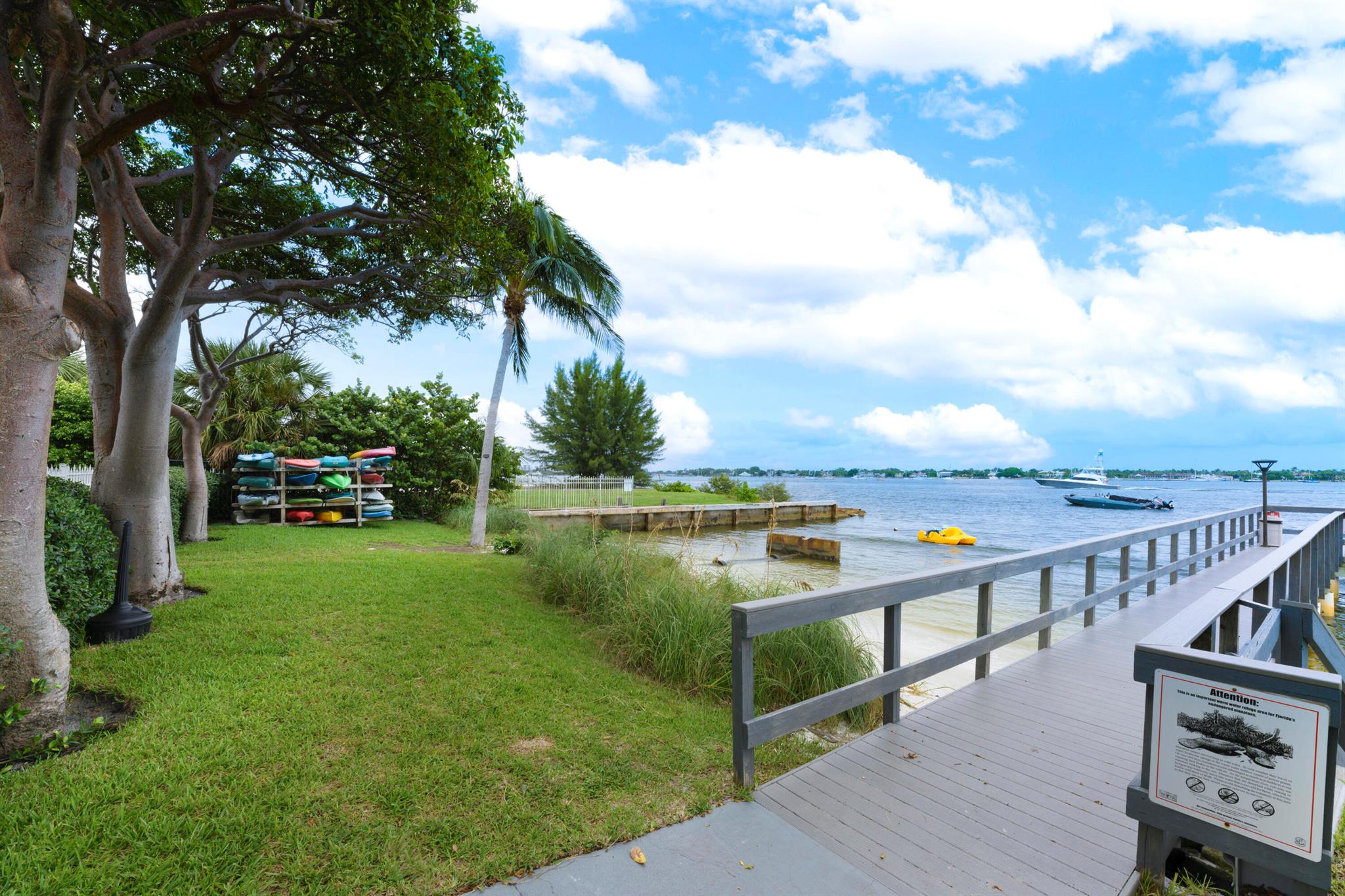 PALM BEACH HOUSE CONDO - Residential