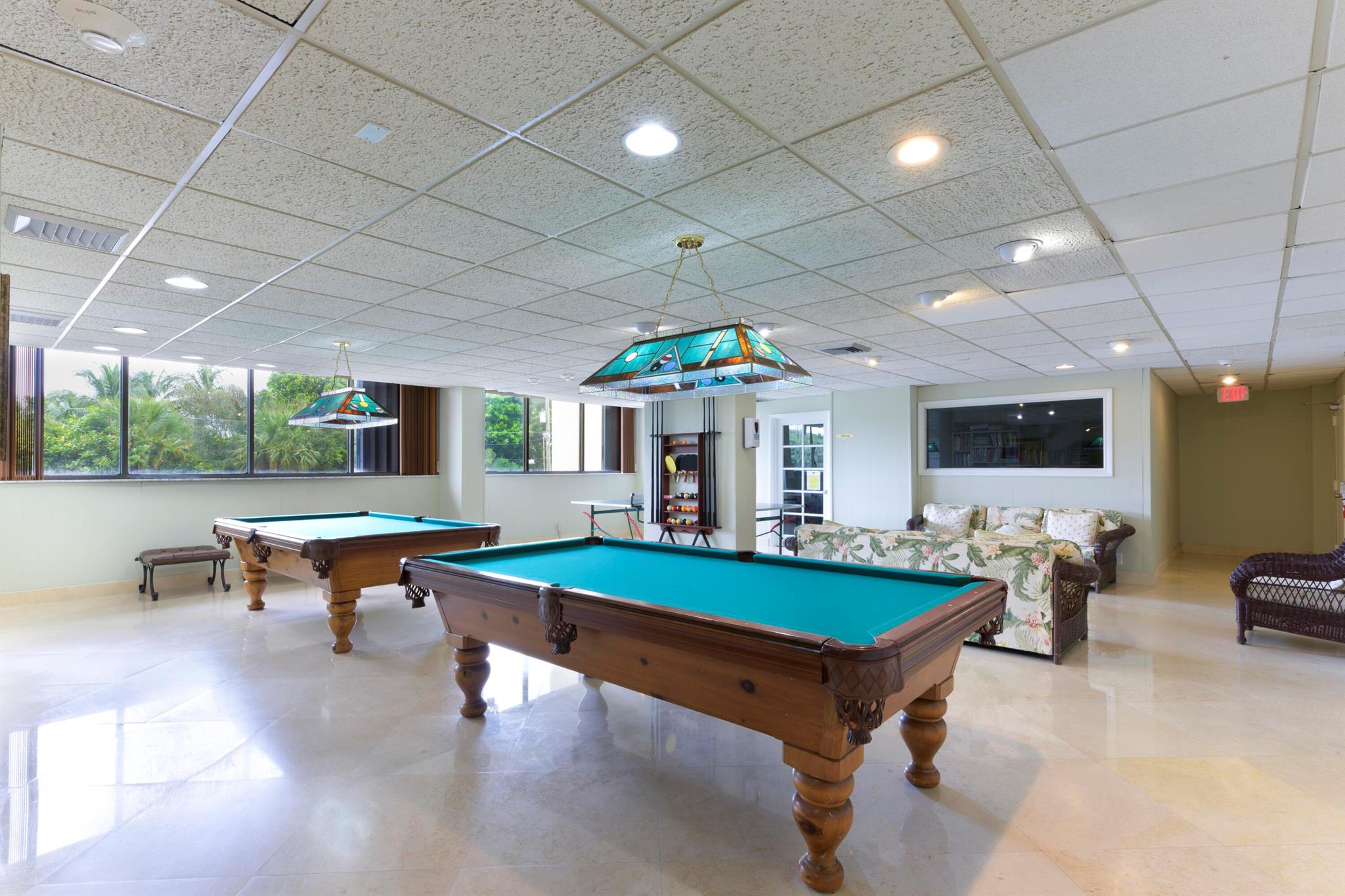 PALM BEACH HOUSE CONDO - Residential