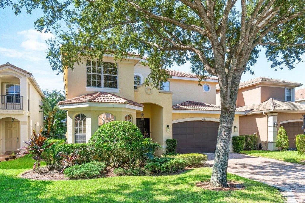 Photo of 8848 Maple Hill Court, Boynton Beach, FL 33473 (MLS # R10922963)