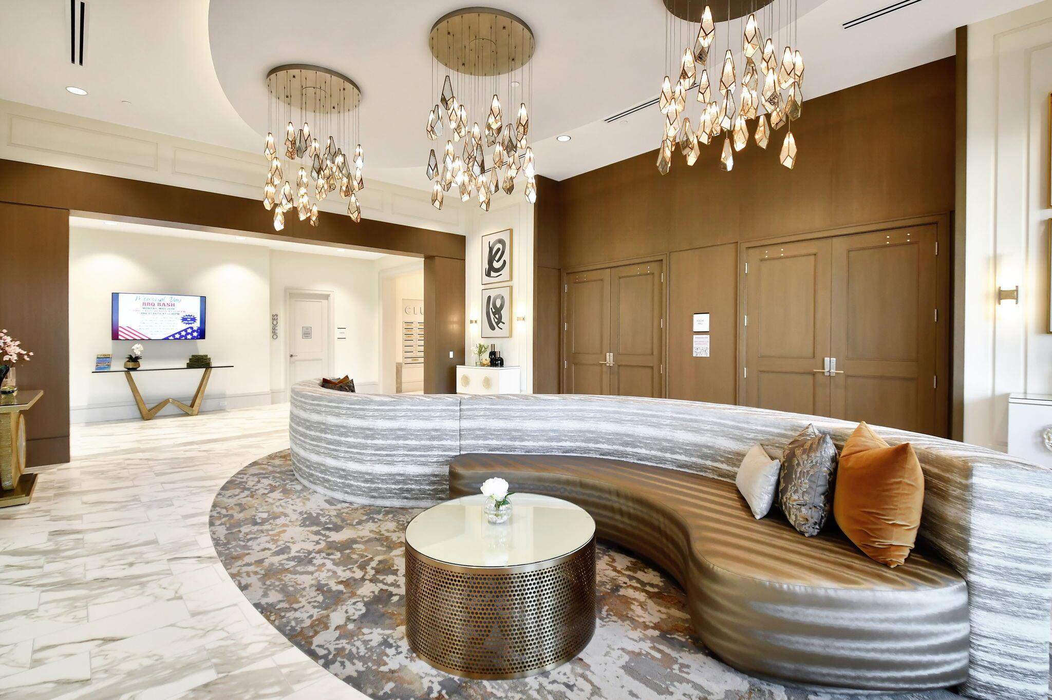 Valencia Grand - Residential
