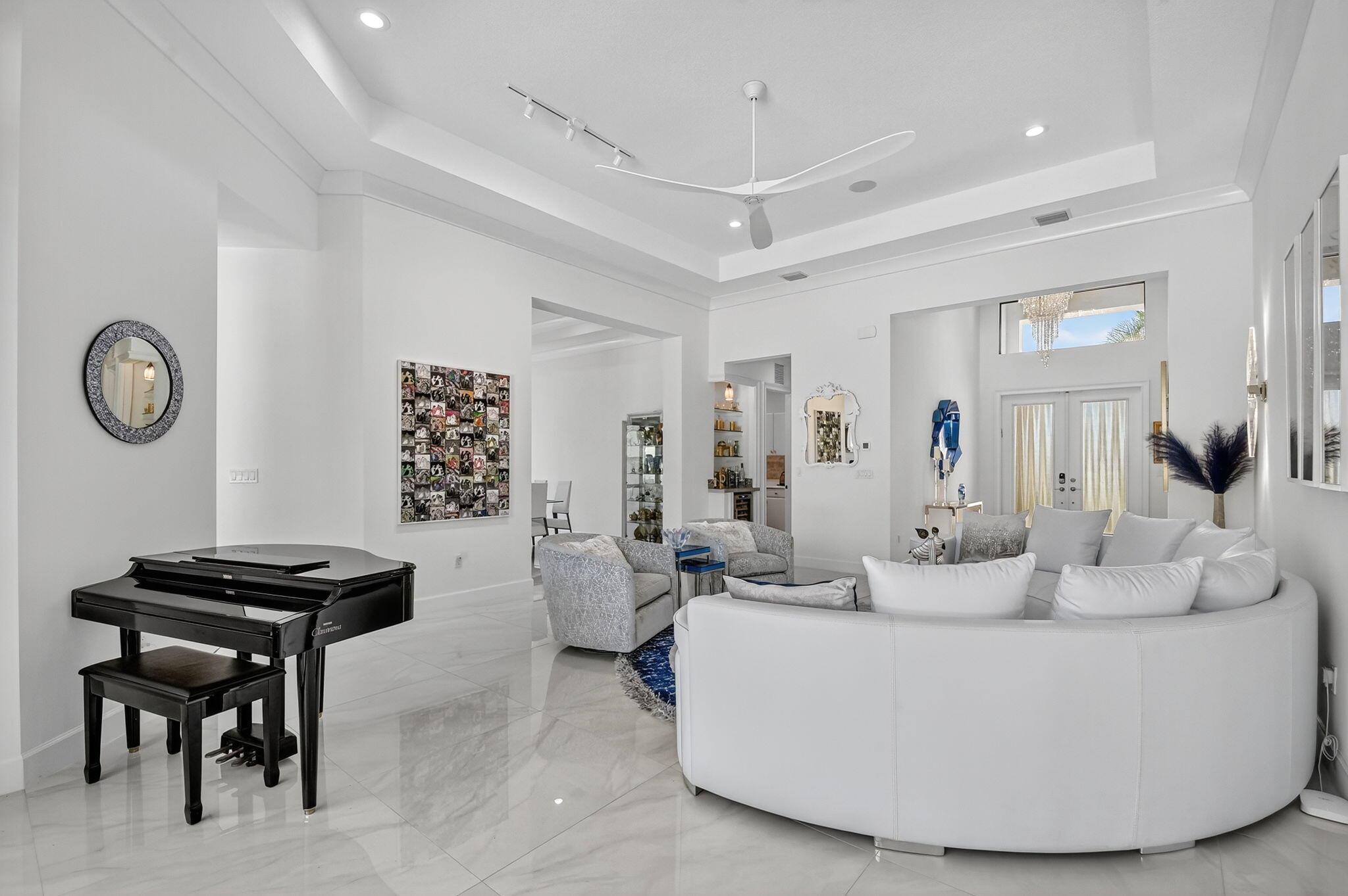 Valencia Grand - Residential