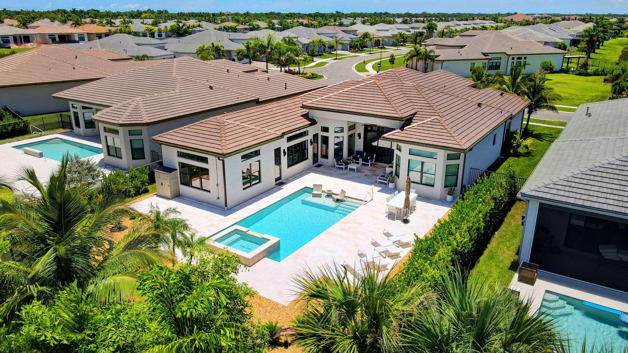 Valencia Grand - Residential