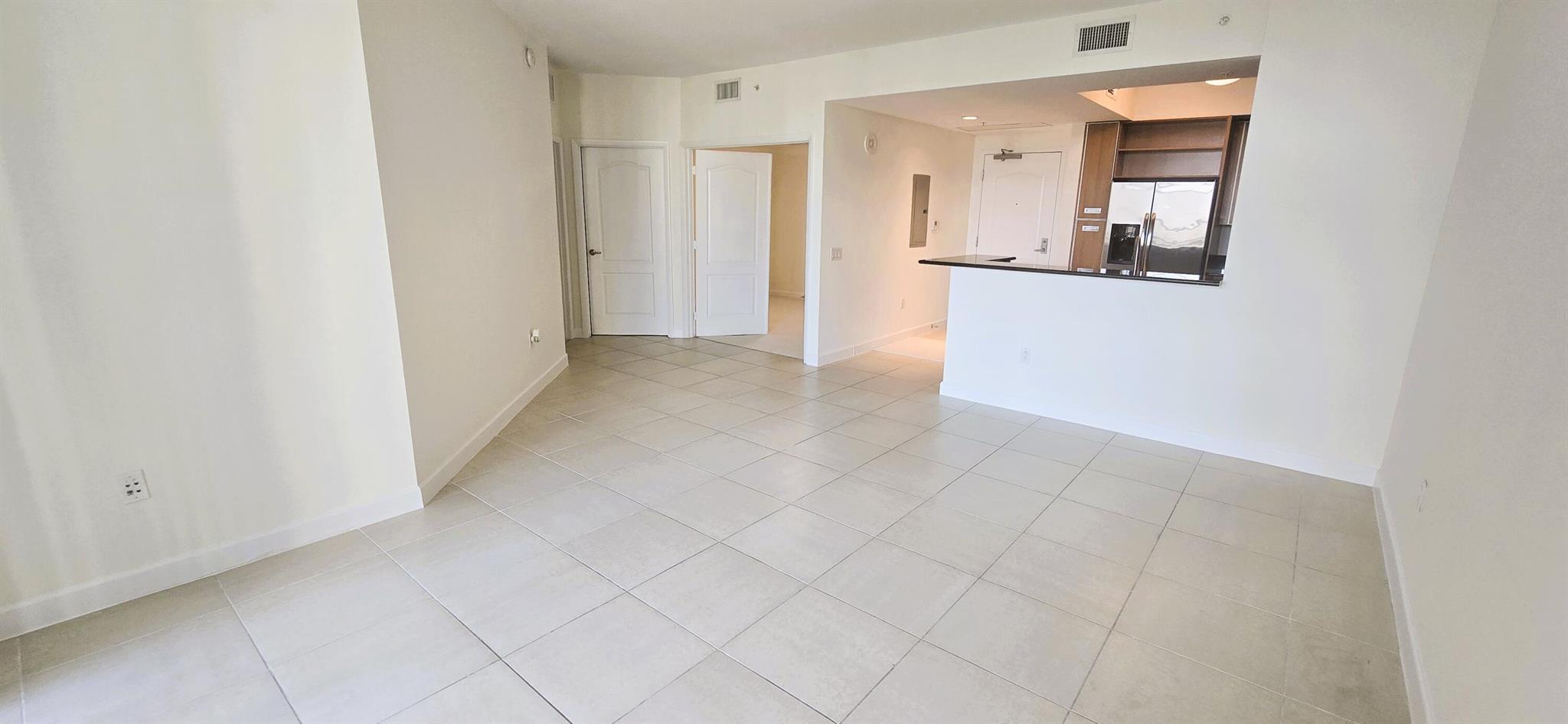 WHITNEY CONDO - Residential