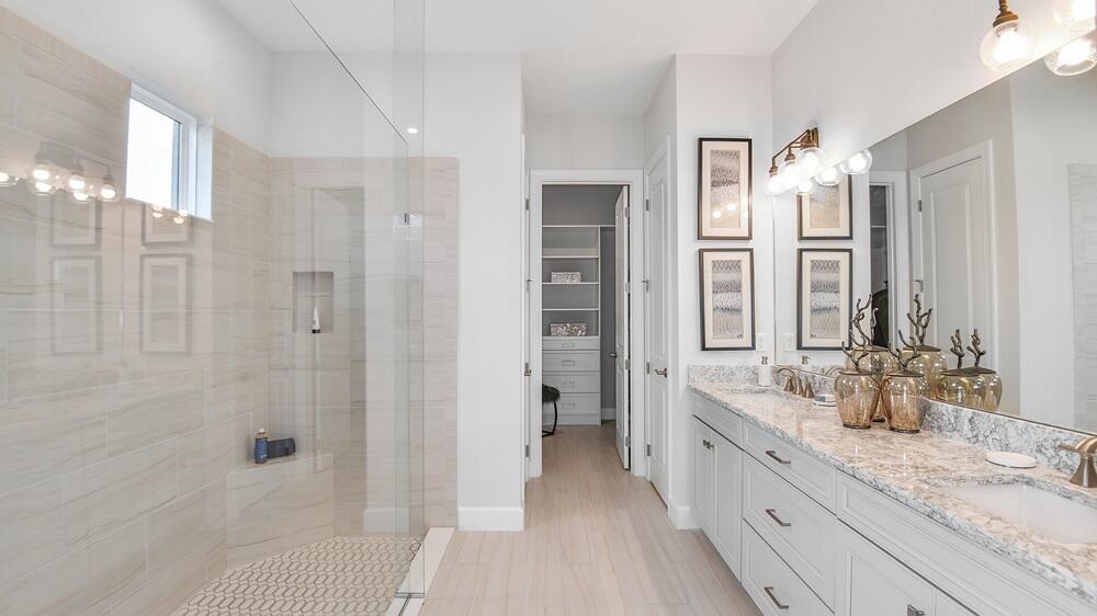 ASTOR CREEK - Residential