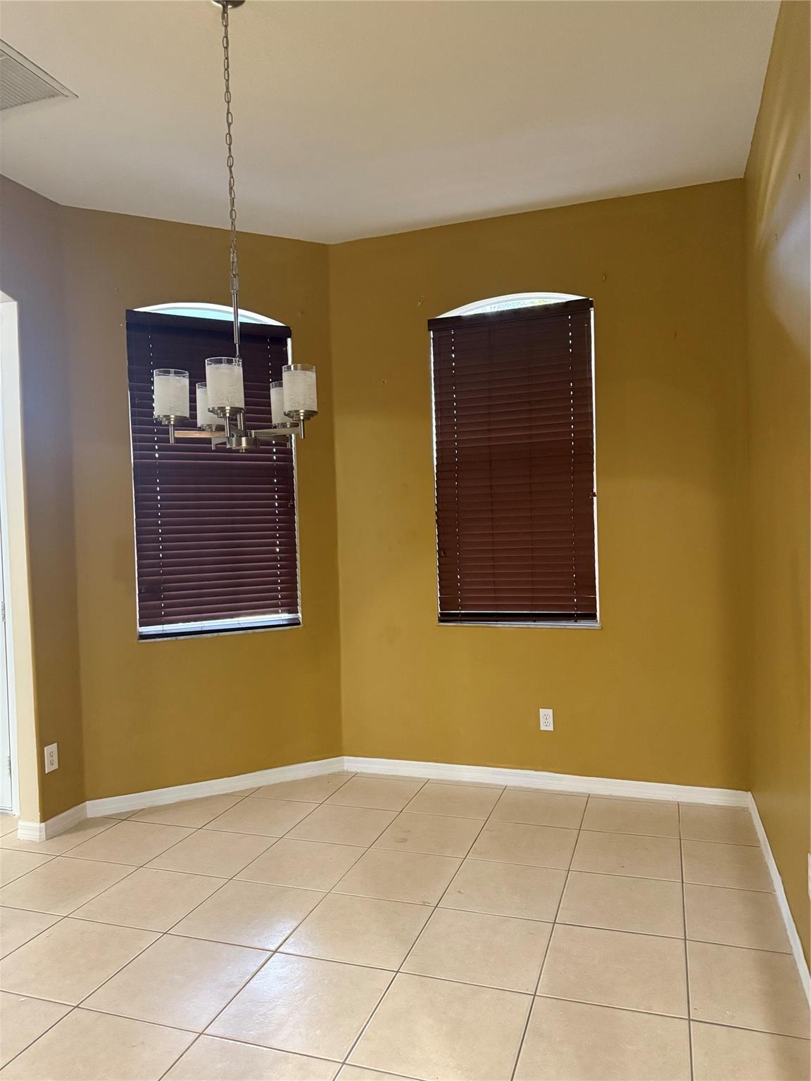 PORT ST LUCIE SECTION 17 - Residential Lease