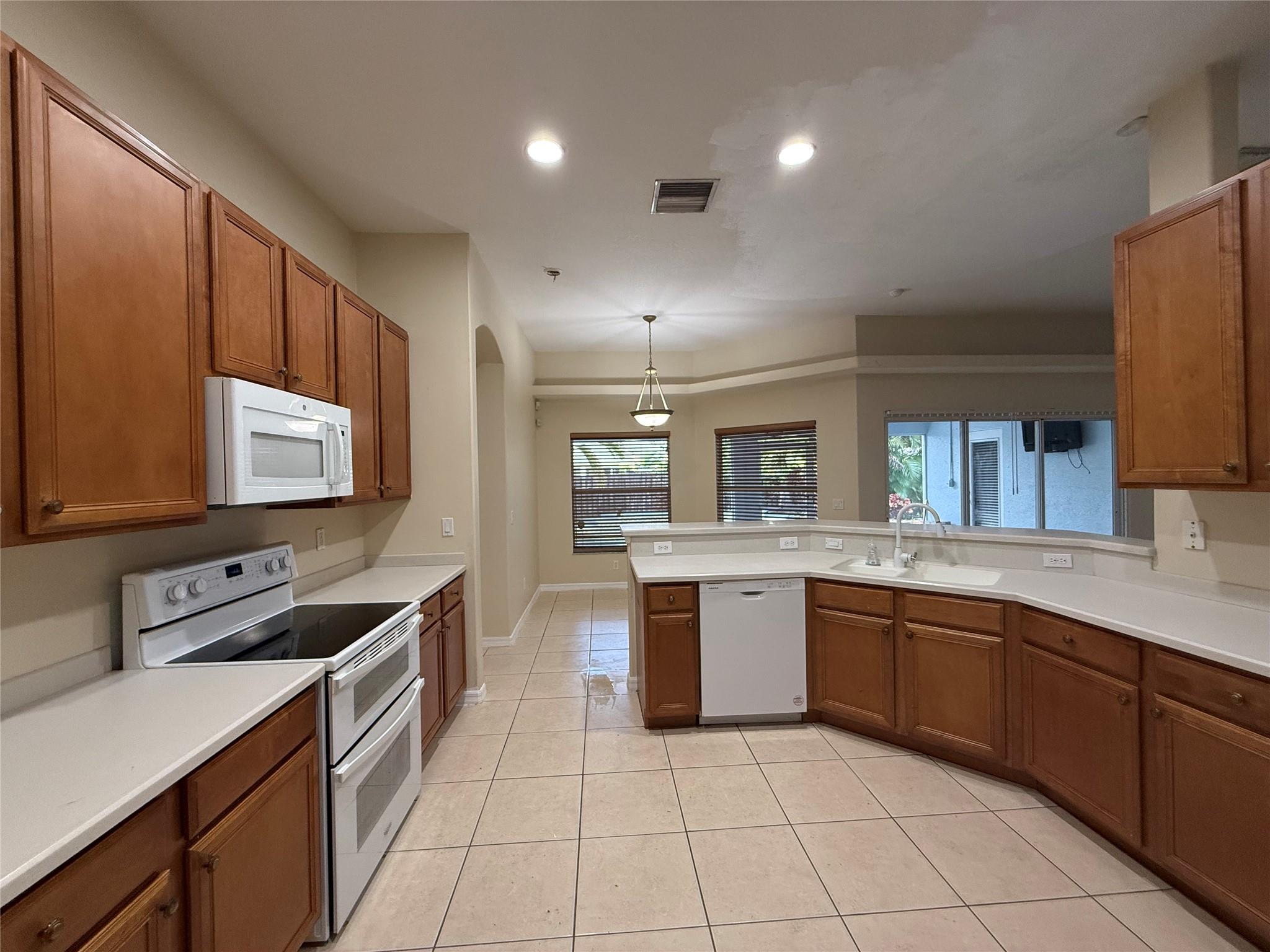 PORT ST LUCIE SECTION 17 - Residential Lease