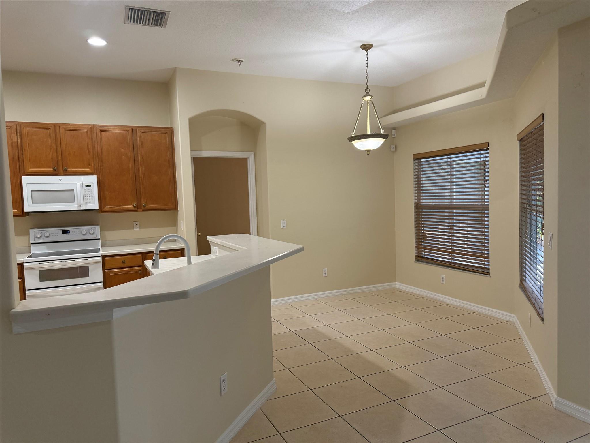 PORT ST LUCIE SECTION 17 - Residential Lease