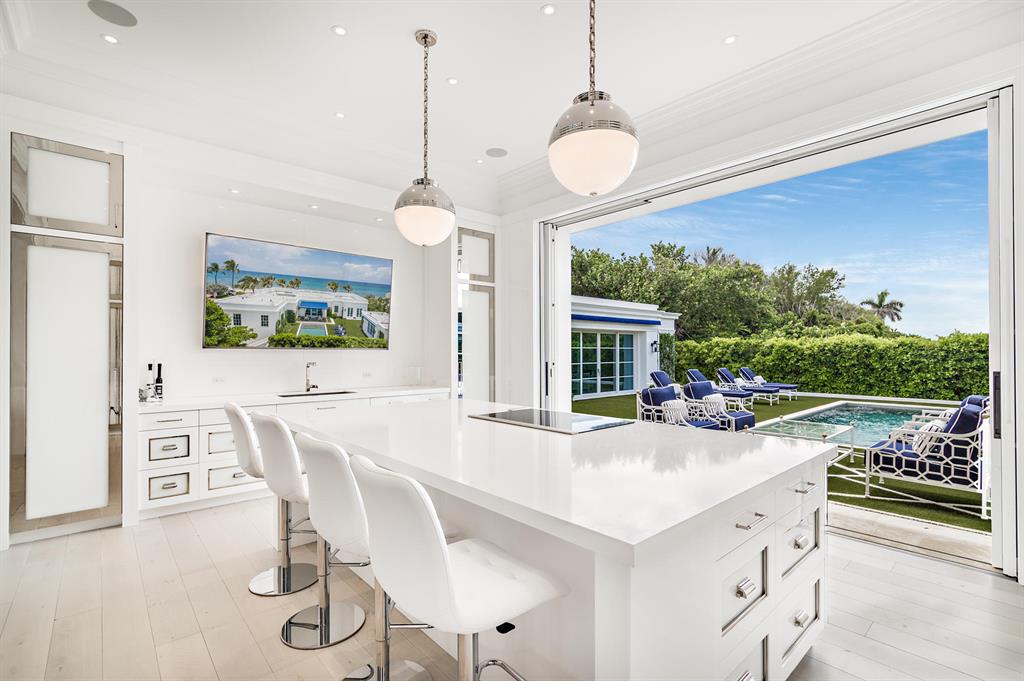 PALM BEACH ESTATES - Residential