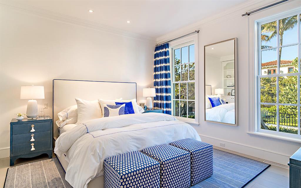 PALM BEACH ESTATES - Residential