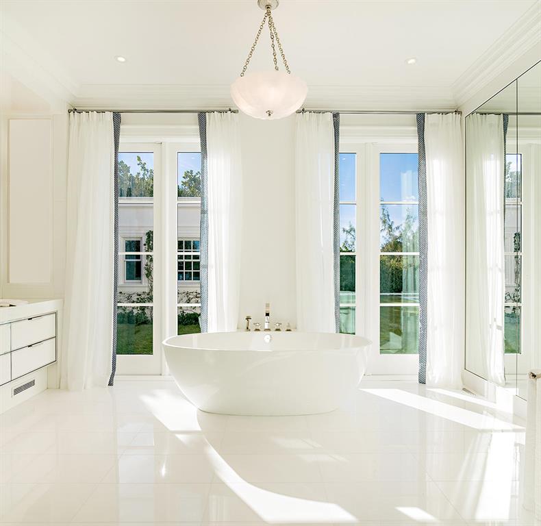 PALM BEACH ESTATES - Residential