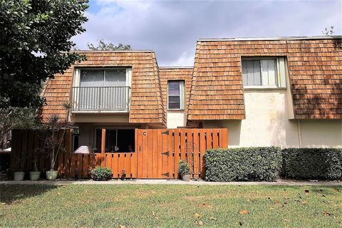 A home in Davie