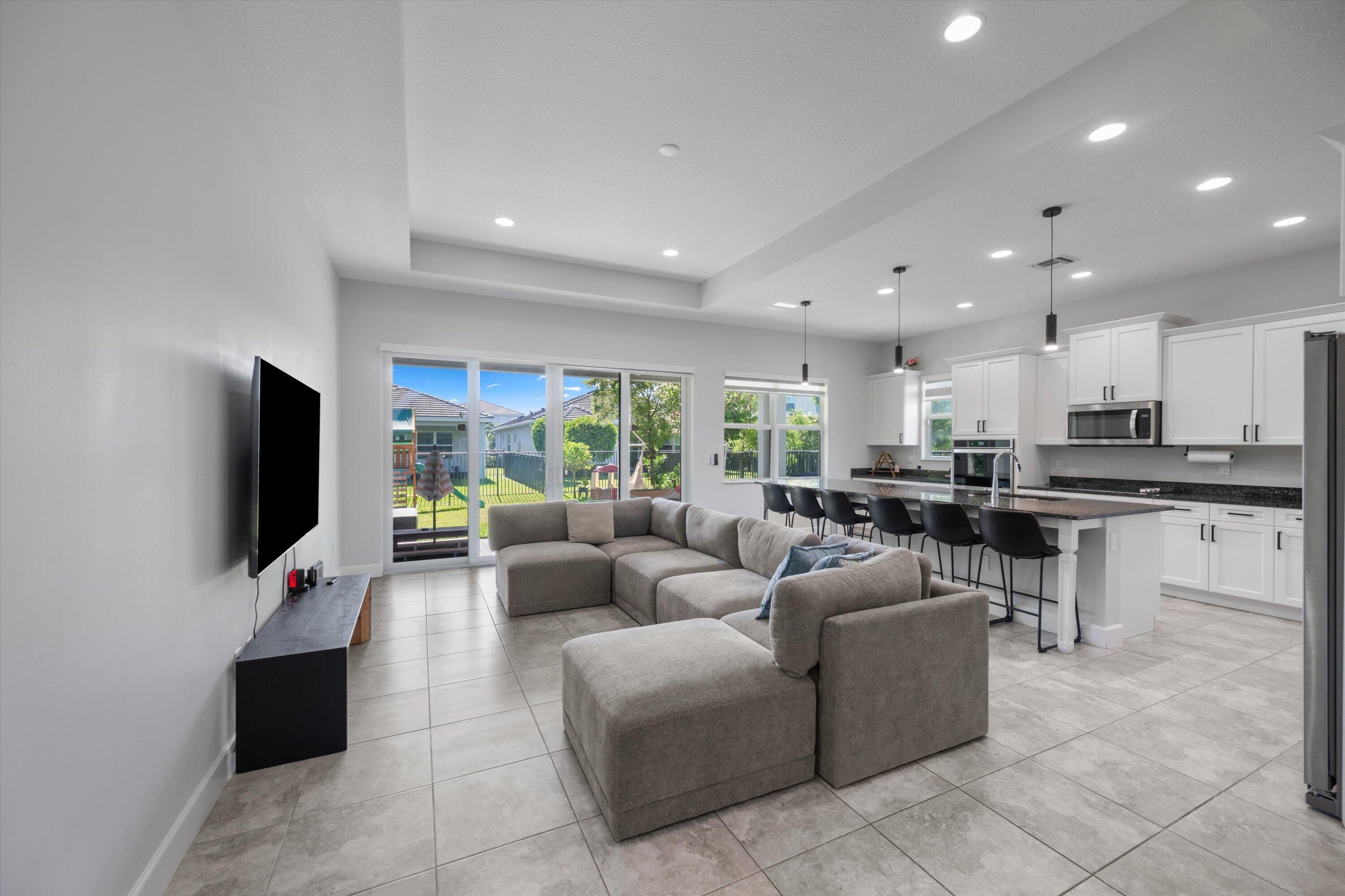 GROVES OF WESTLAKE - Residential