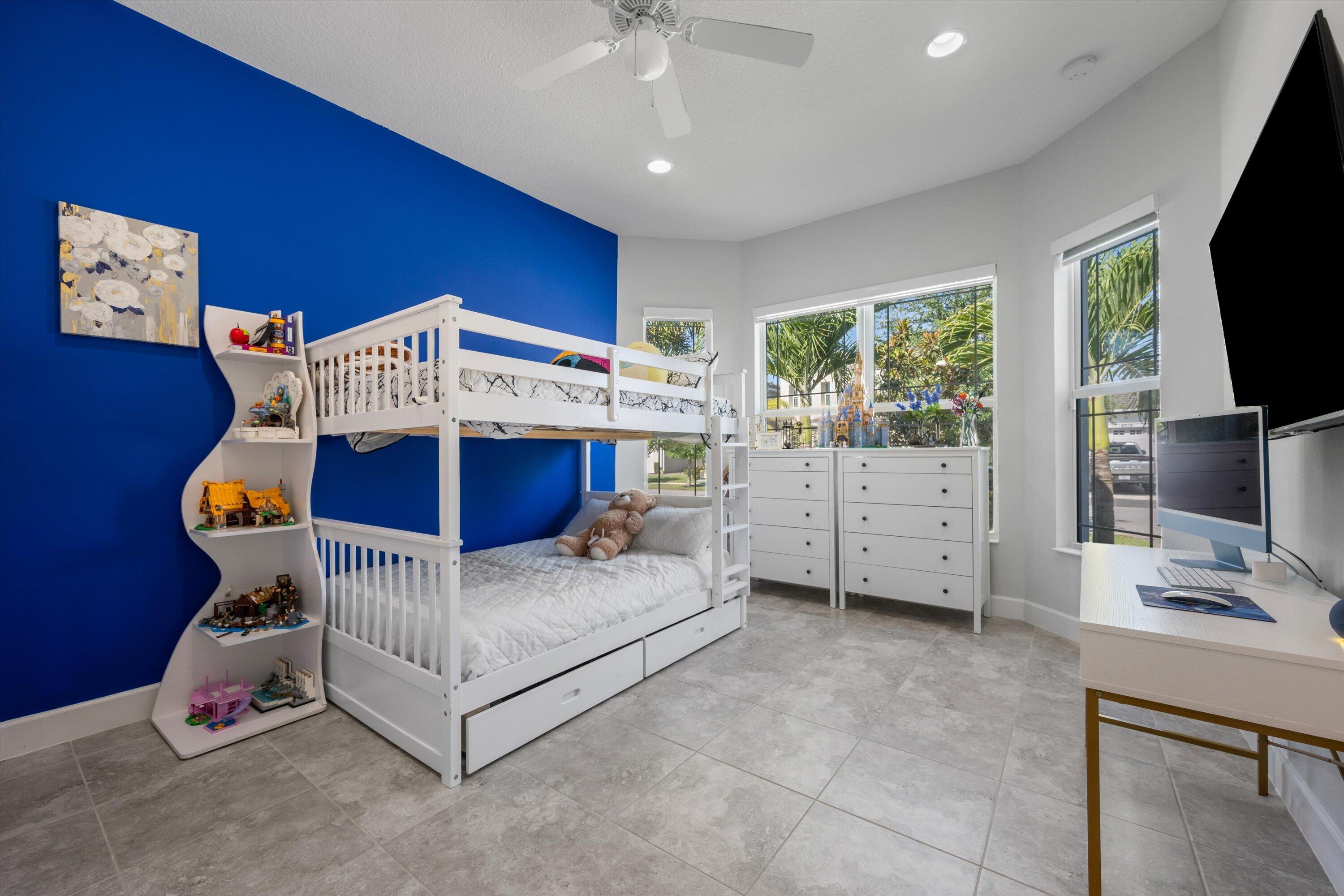 GROVES OF WESTLAKE - Residential