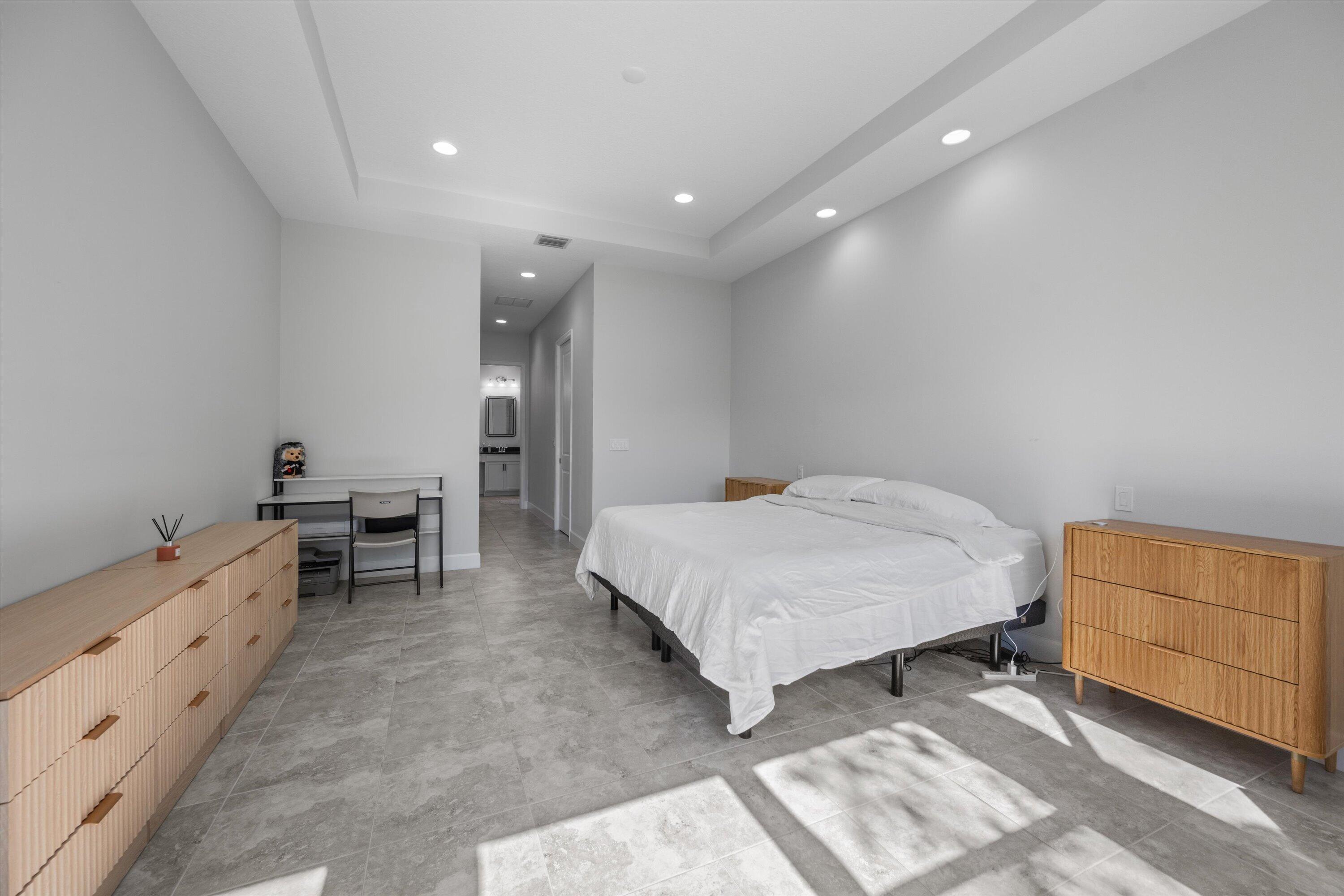 GROVES OF WESTLAKE - Residential