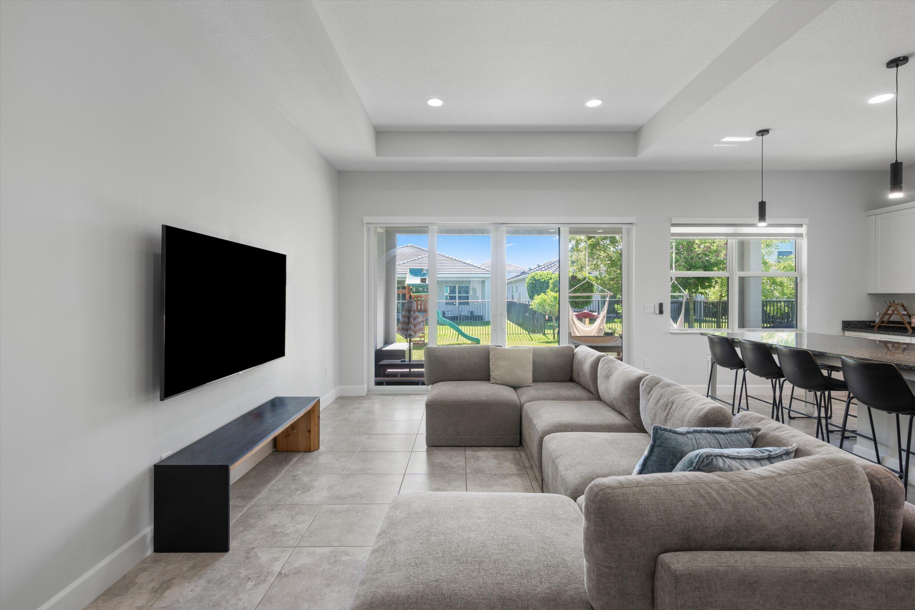 GROVES OF WESTLAKE - Residential