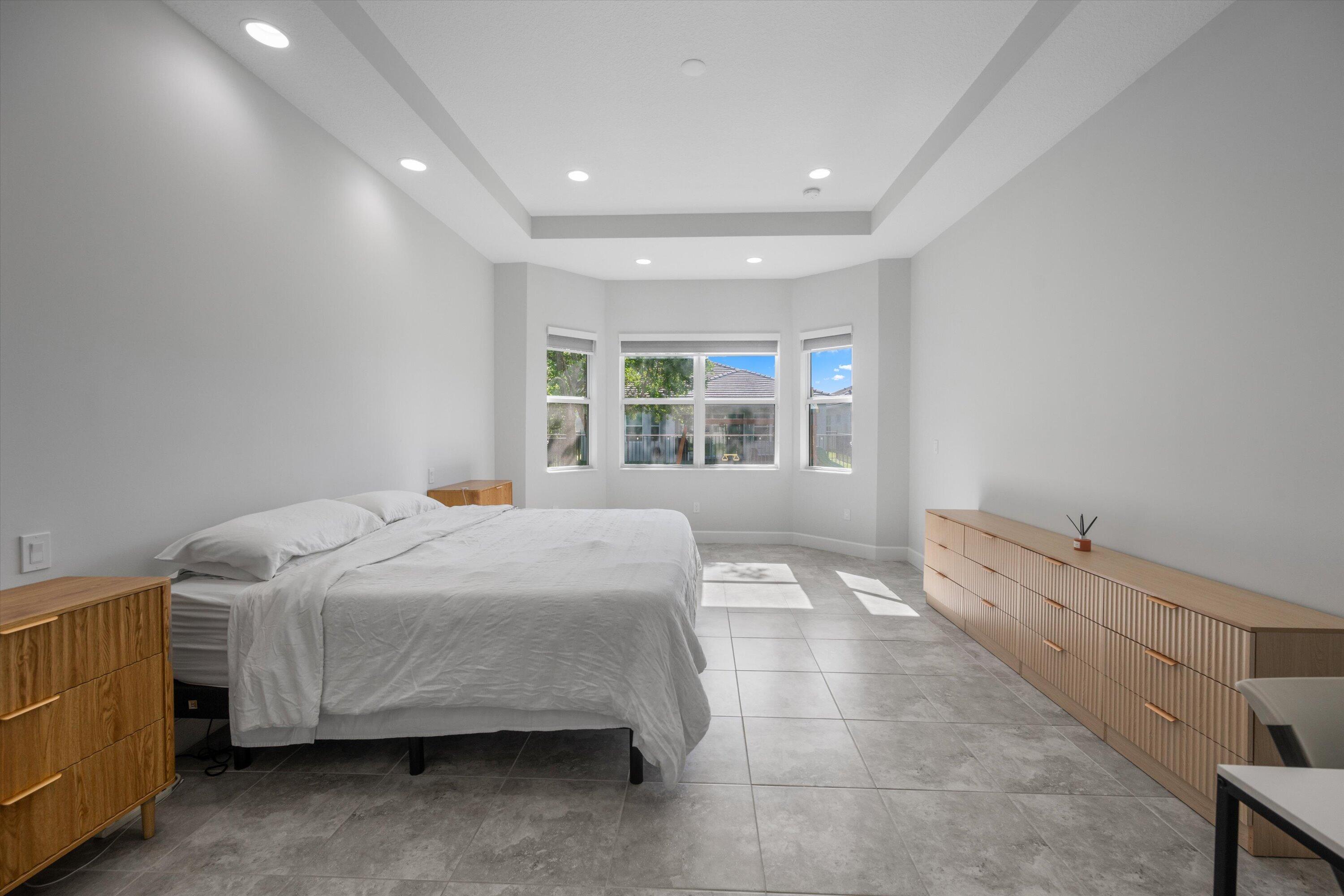 GROVES OF WESTLAKE - Residential