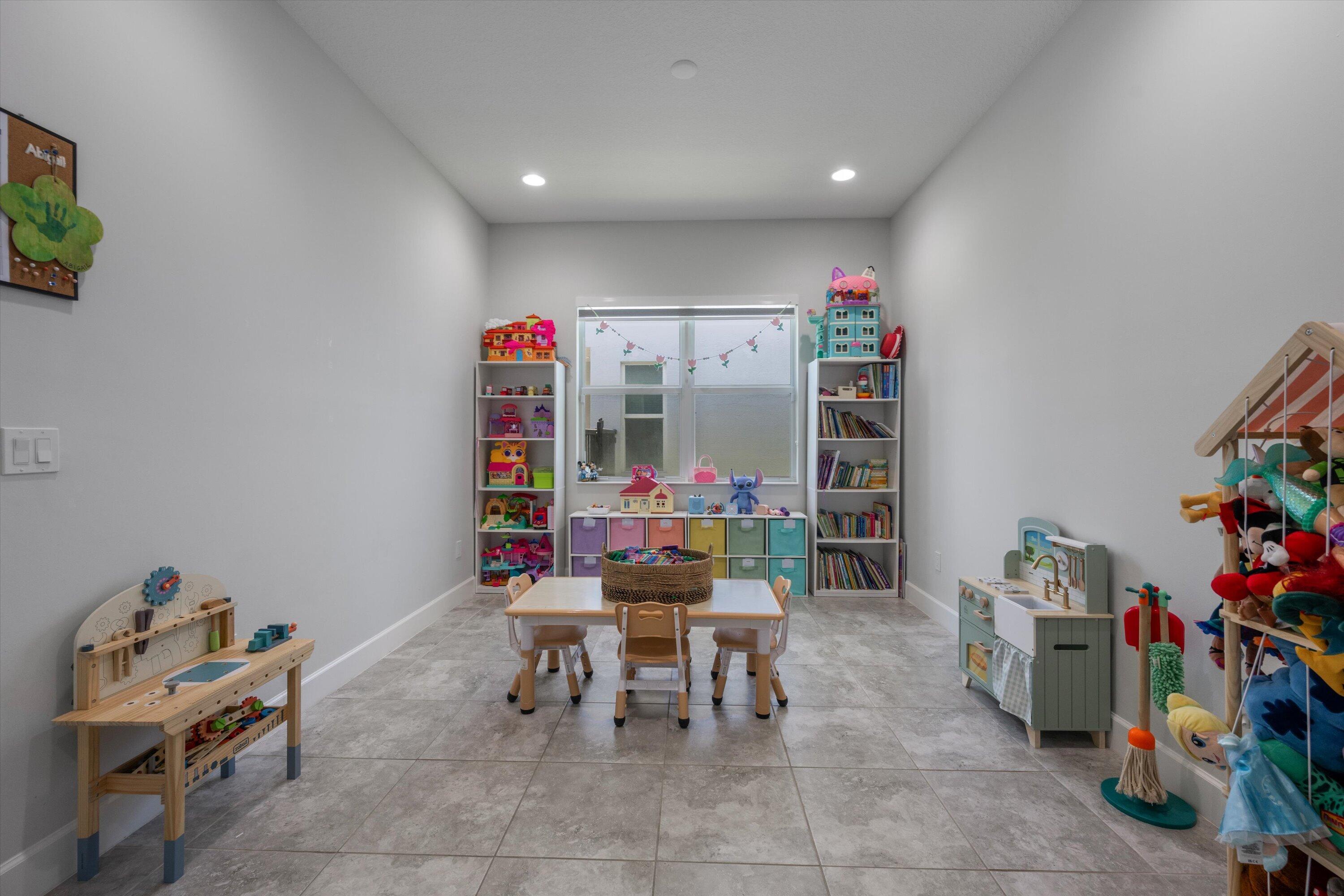 GROVES OF WESTLAKE - Residential
