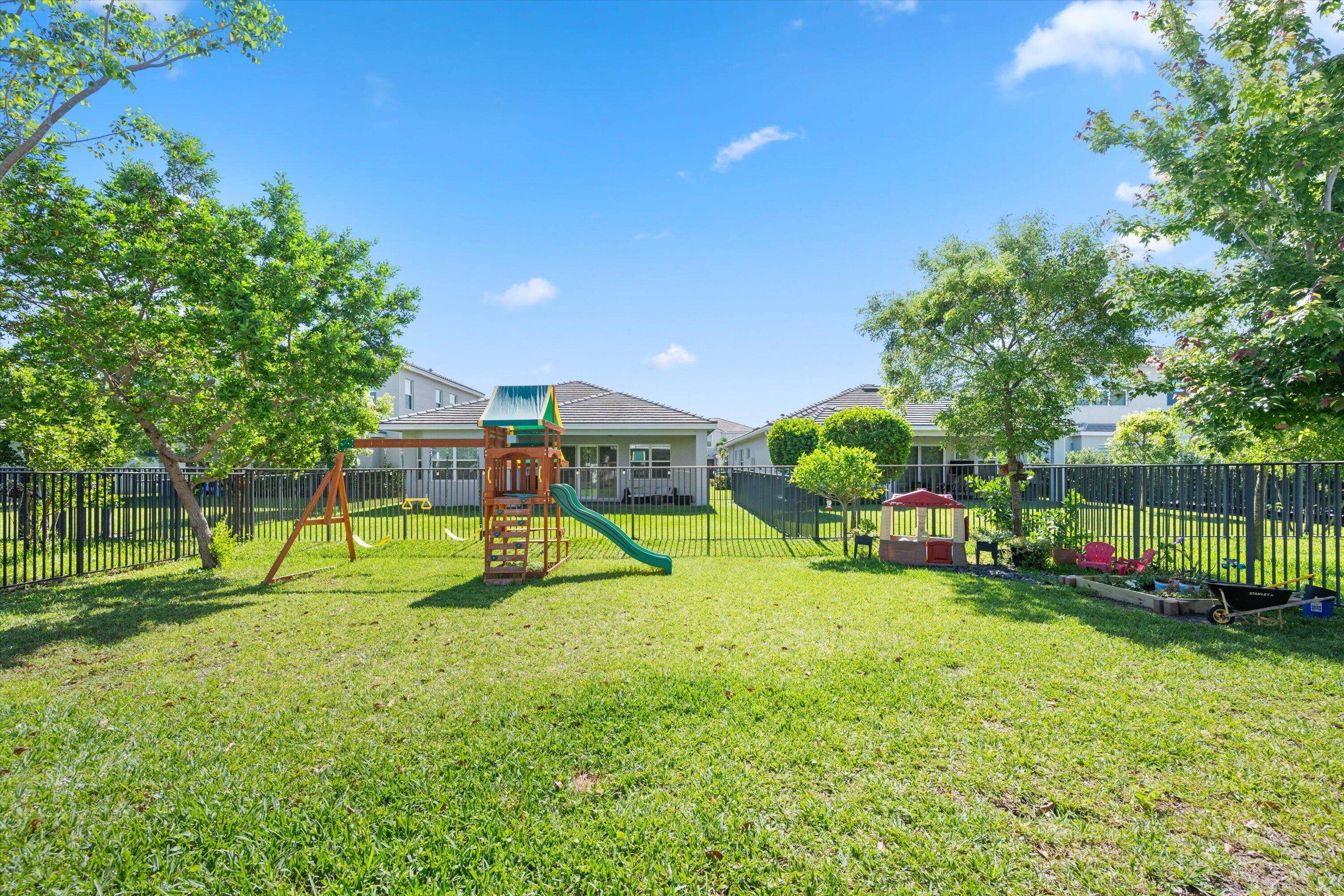 GROVES OF WESTLAKE - Residential
