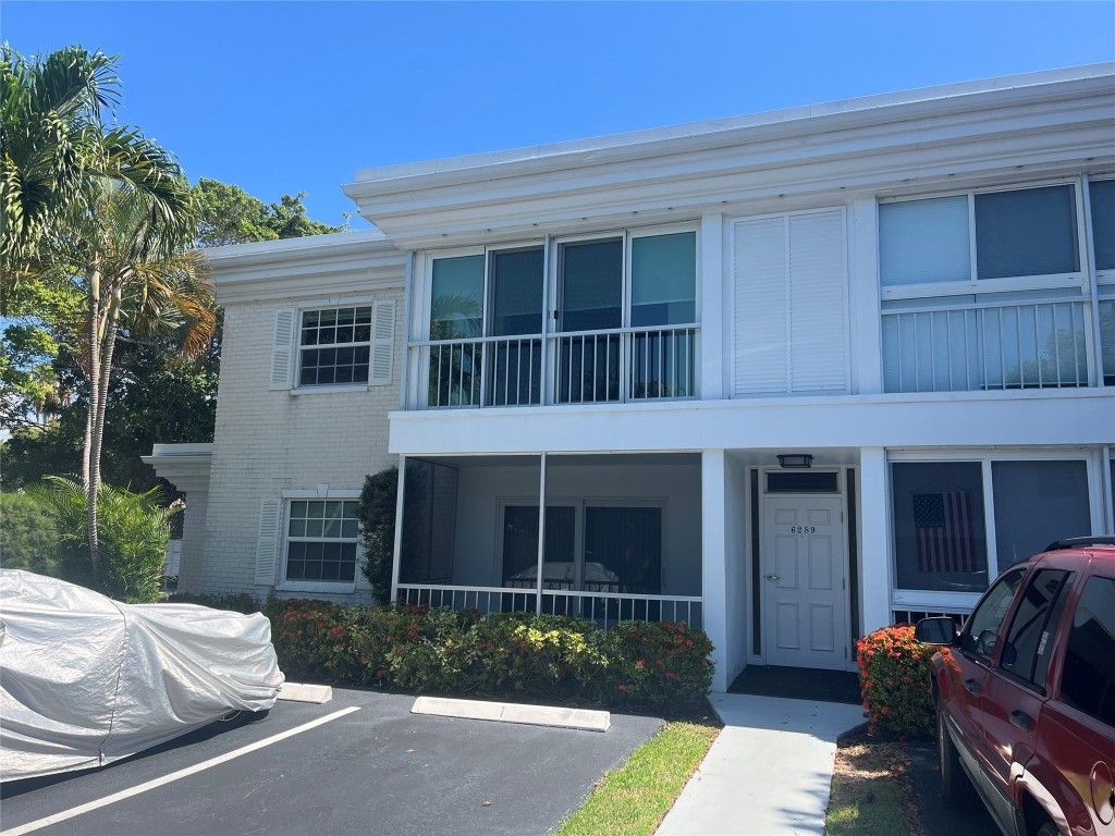 Photo of 6289 Bay Club Drive #3, Fort Lauderdale, FL 33308 (MLS # F10509763)