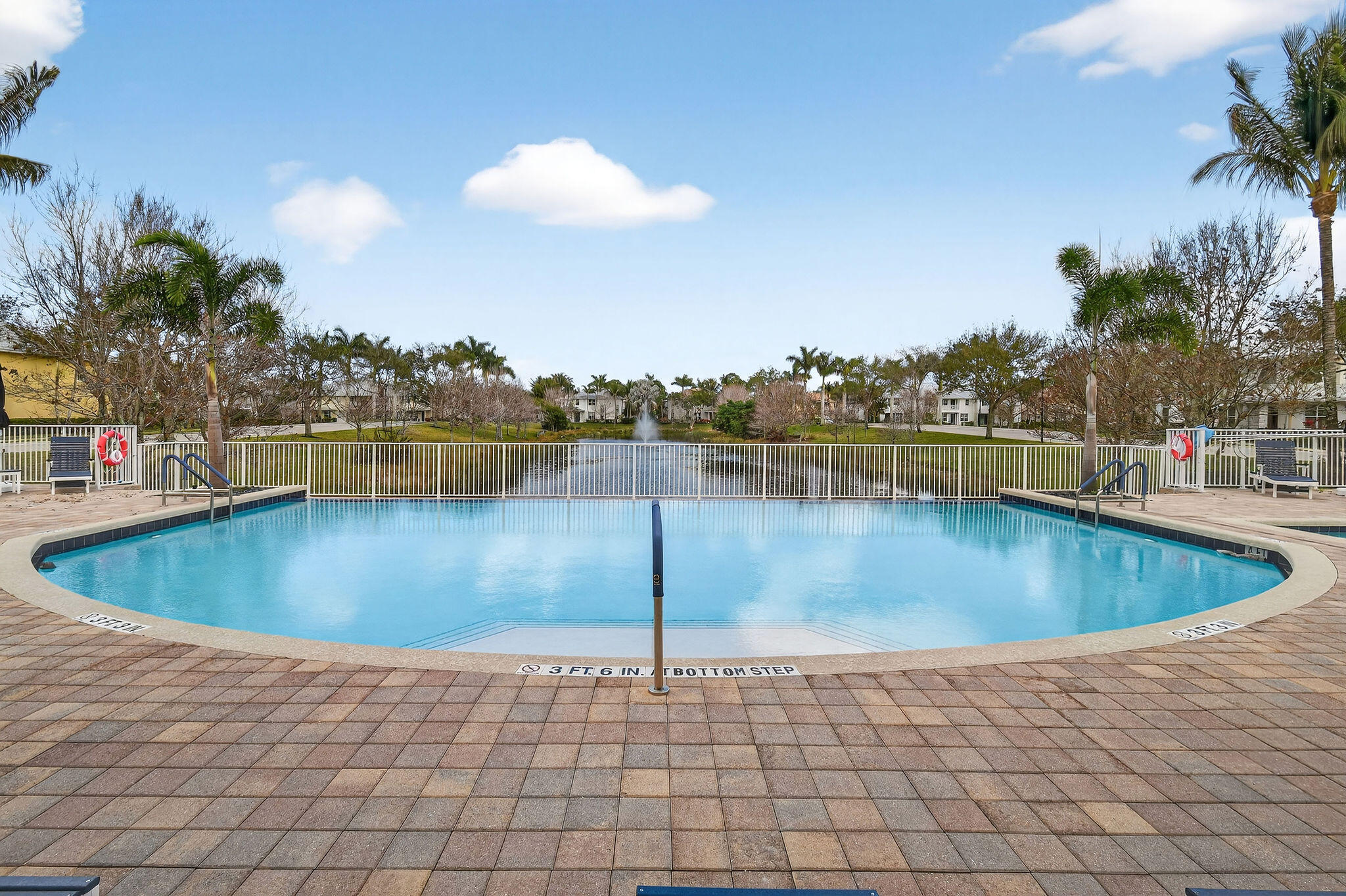 SOUTHAMPTON - Residential