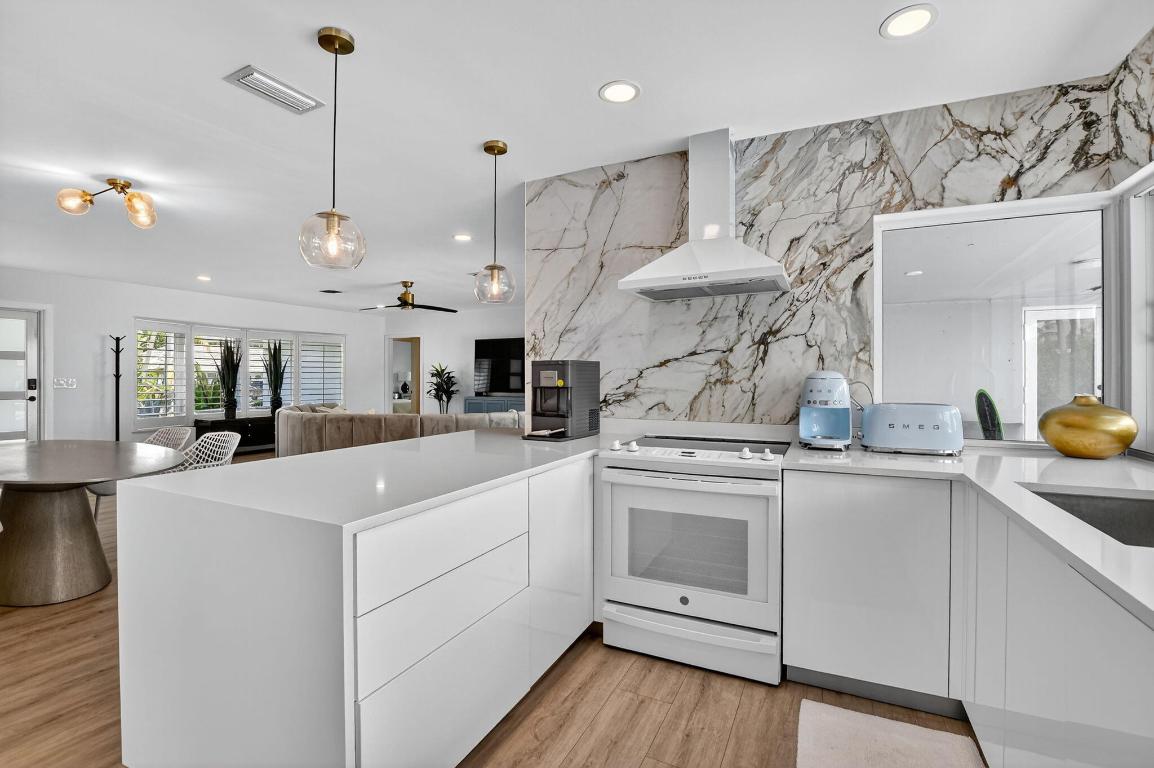 CAMINO GARDENS SEC 1 - Residential