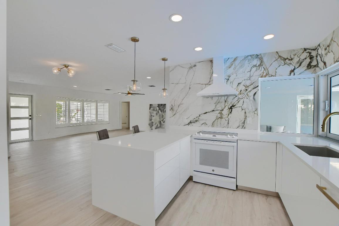 CAMINO GARDENS SEC 1 - Residential