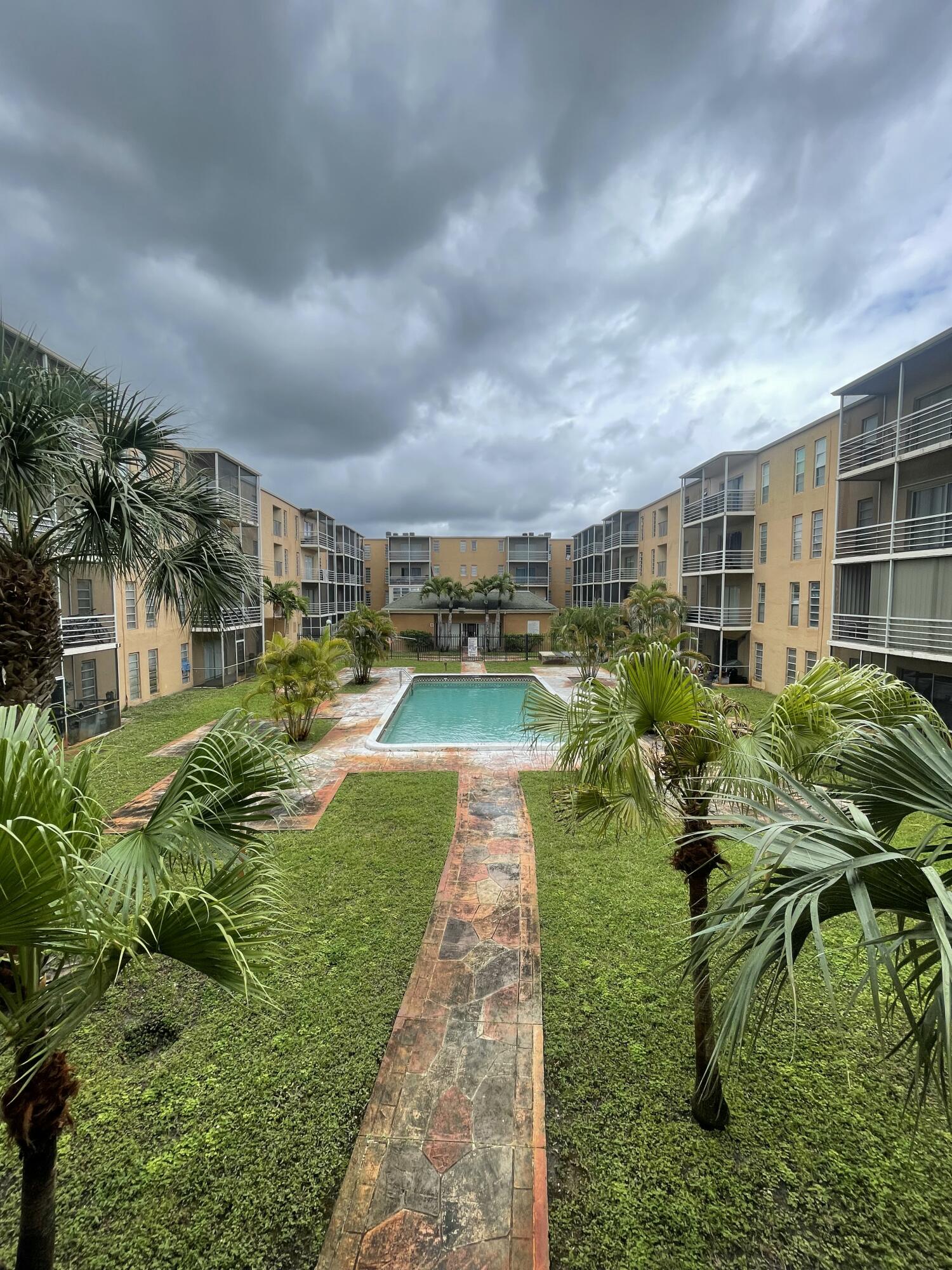 TOWN SQUARE CONDO - Residential